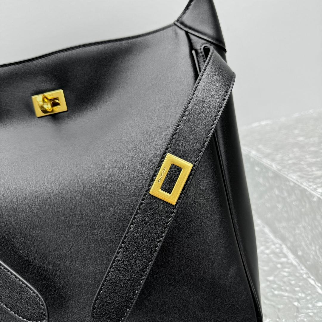 Balenciaga Bel Air Hobo Bag Small In Black - DesignerGu