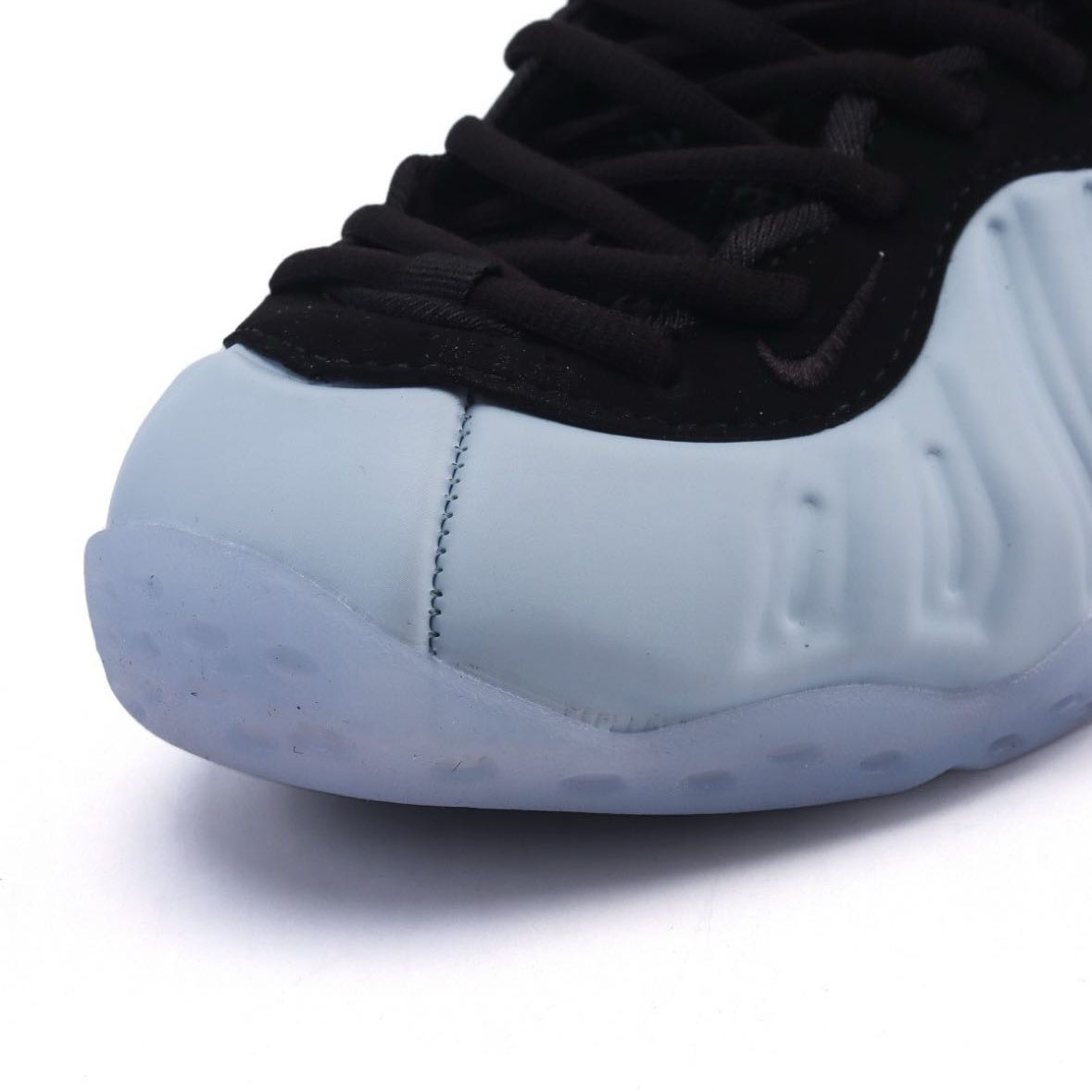 Nike Air Foamposite Sneakers         - DesignerGu
