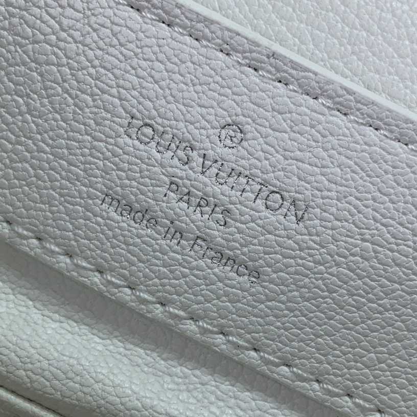 Louis Vuitton Capucines BB   M48865  16.3 x 11 x 6.5 cm - DesignerGu