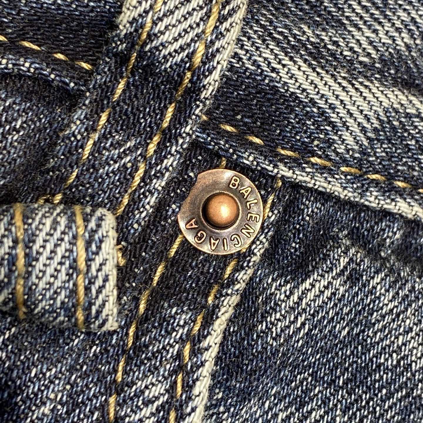 Balenciaga Flared Cargo Pants In Dark Blue - DesignerGu