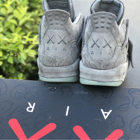 KAWS x Air Jordan 4 “Cool Grey”      - DesignerGu
