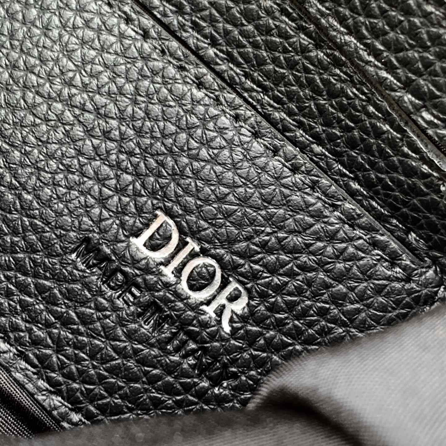 Dior Saddle A5 Triangle Pouch  - DesignerGu