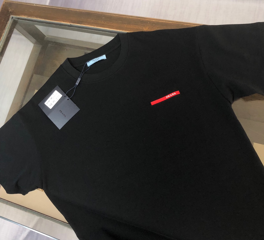 Prada Cotton  T-shirt  - DesignerGu