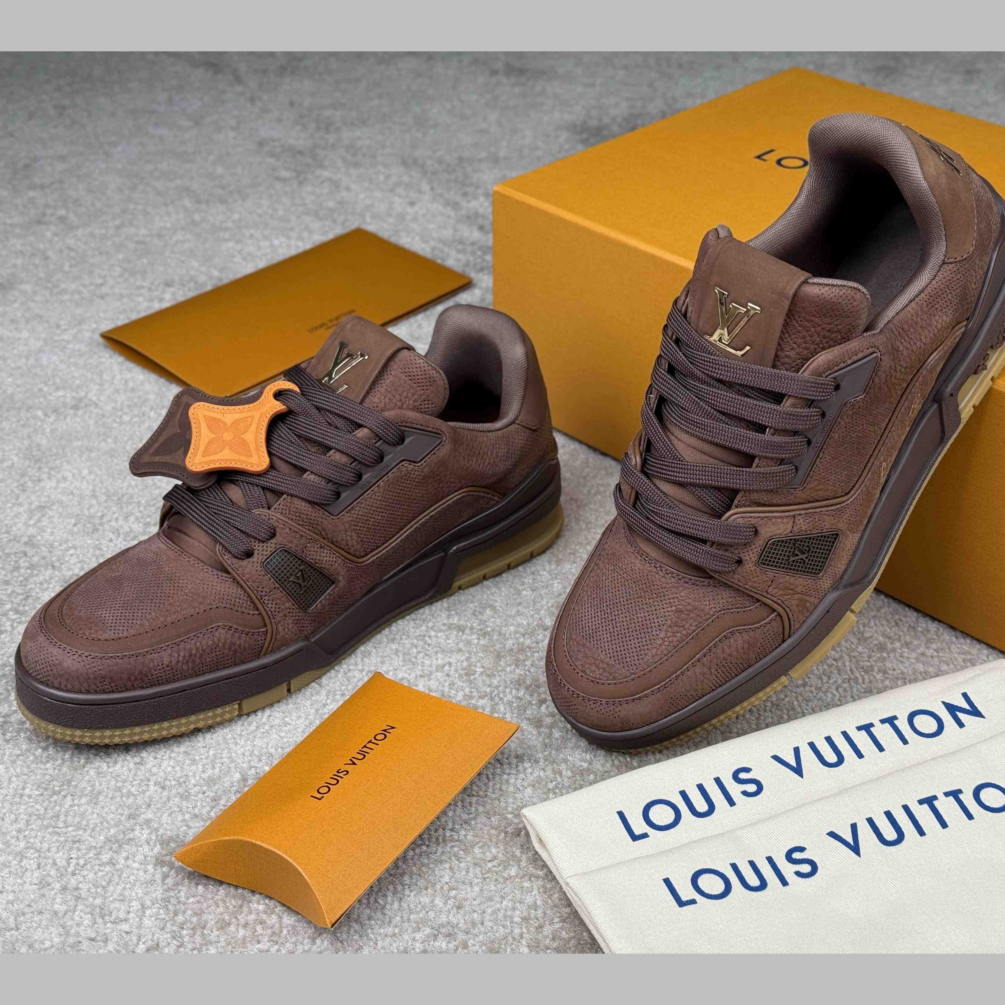 Louis Vuitton LV Trainer Sneaker   1AH641 - DesignerGu