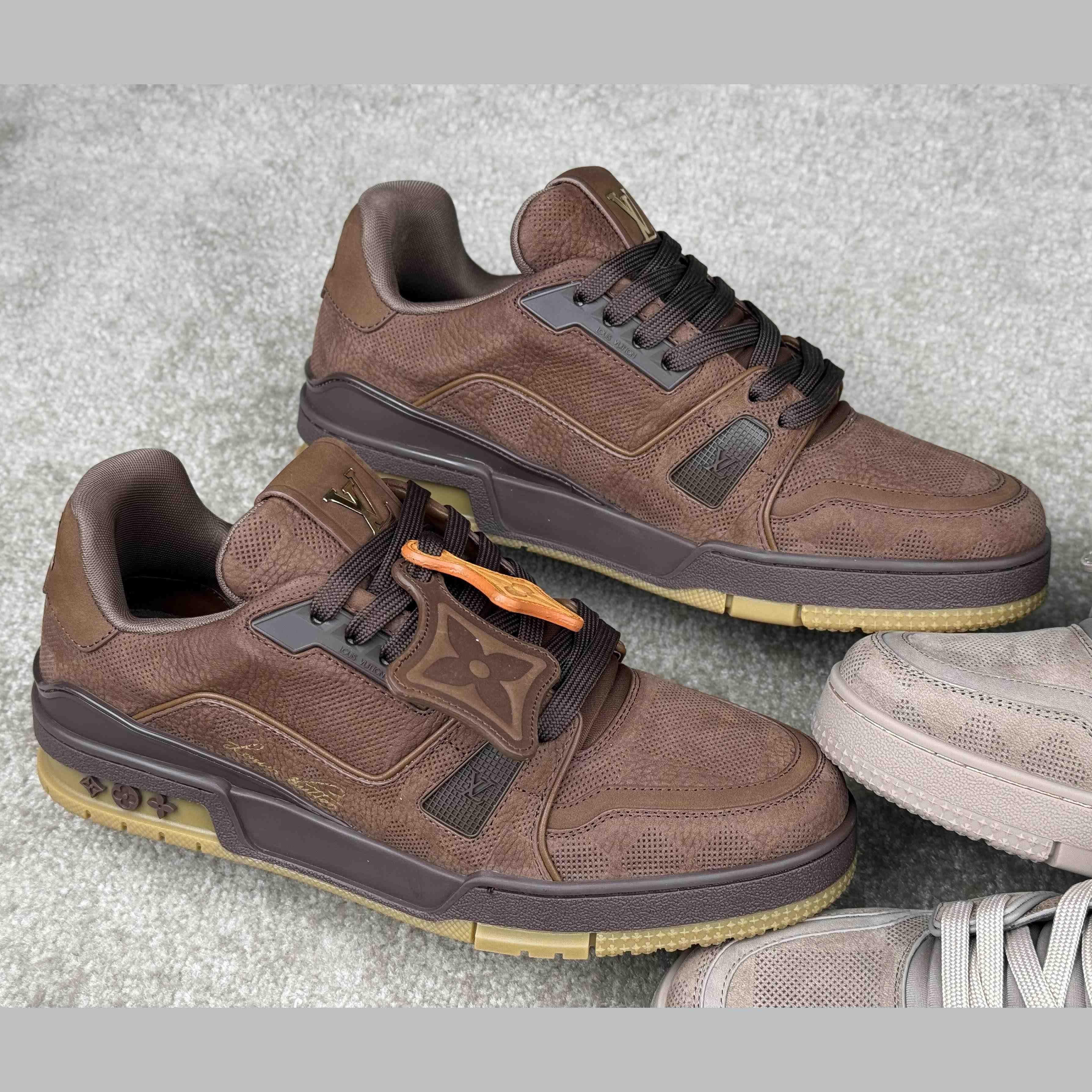 Louis Vuitton LV Trainer Sneaker   1AH641 - DesignerGu