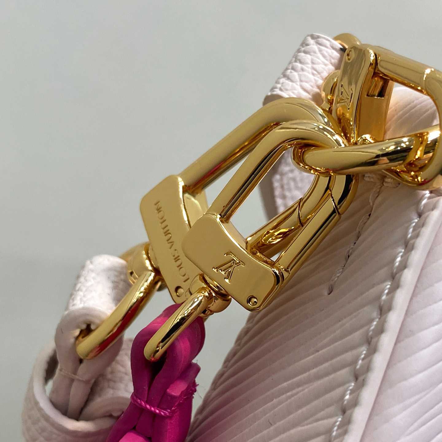 Louis Vuitton LV x TM Marellini   M13101 - DesignerGu