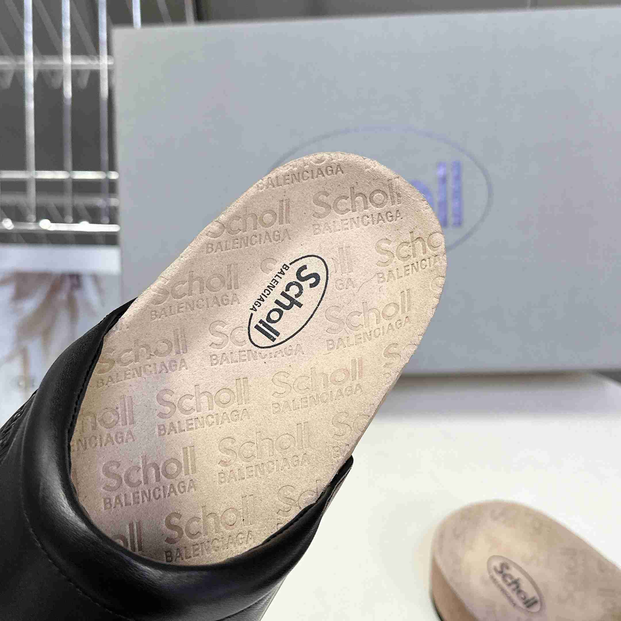 Balenciaga Scholl Flat Mule In Black - DesignerGu