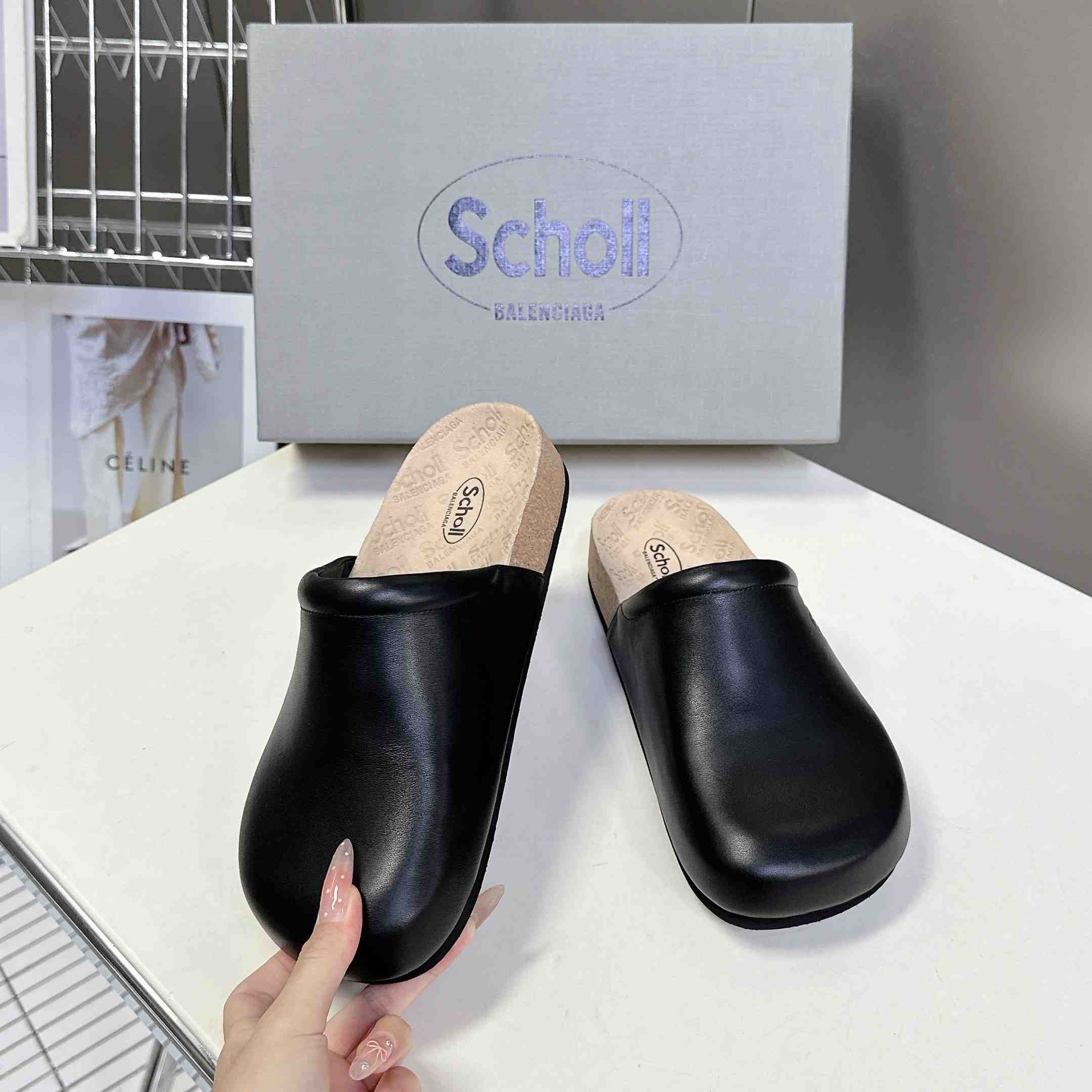Balenciaga Scholl Flat Mule In Black - DesignerGu