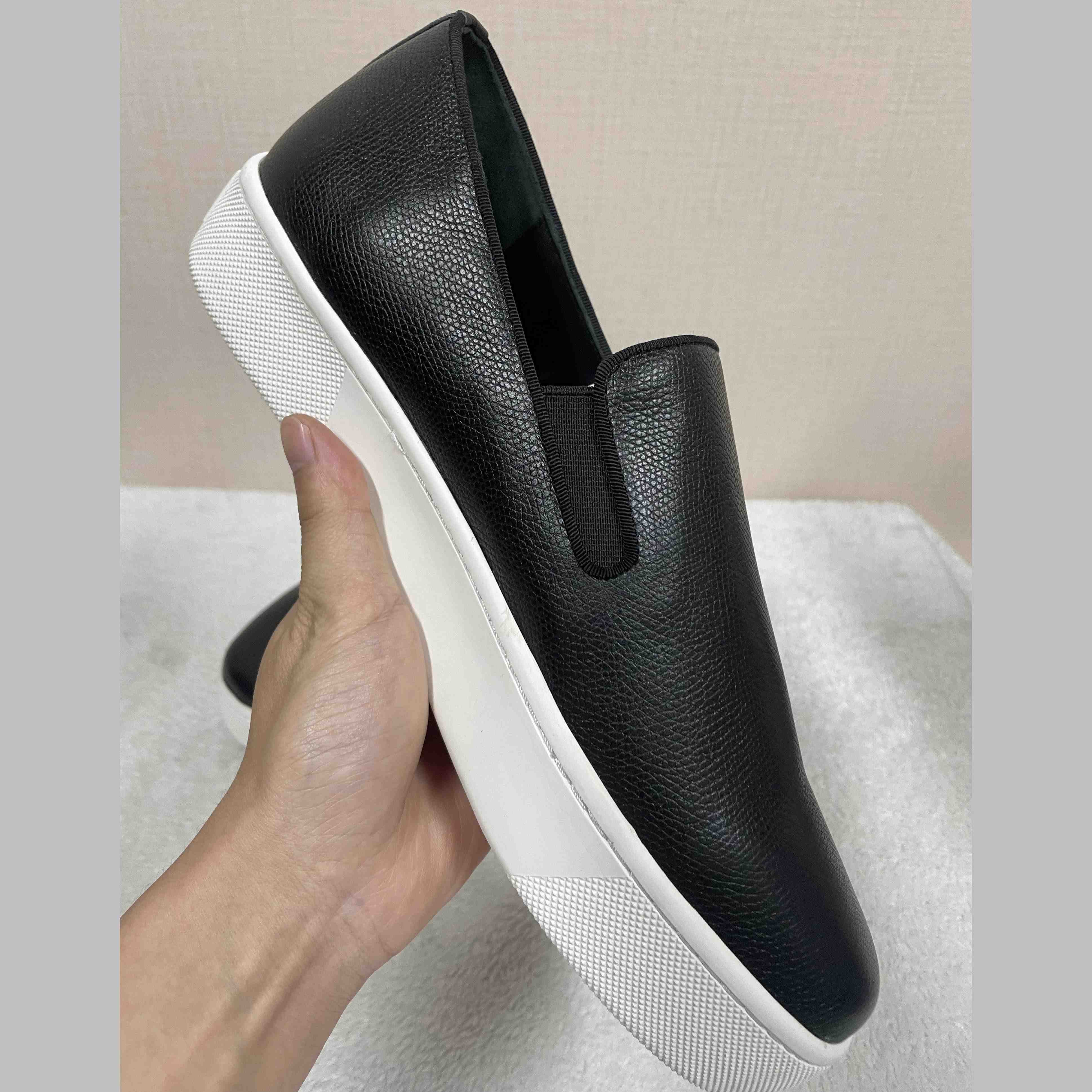 Christian Louboutin Boatissimo Slip-on Sneakers  - DesignerGu