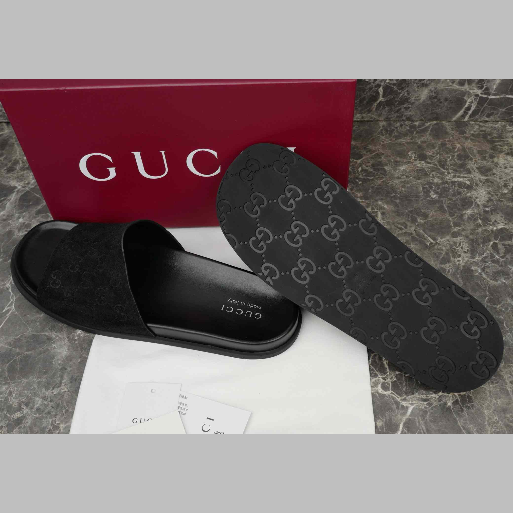 Gucci Men's Slide Sandal - DesignerGu