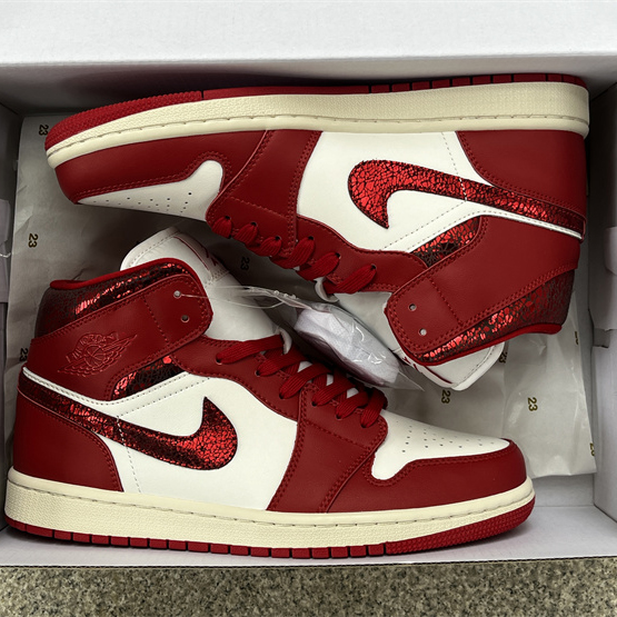 Air Jordan 1 Mid  HJ9337-106  - DesignerGu