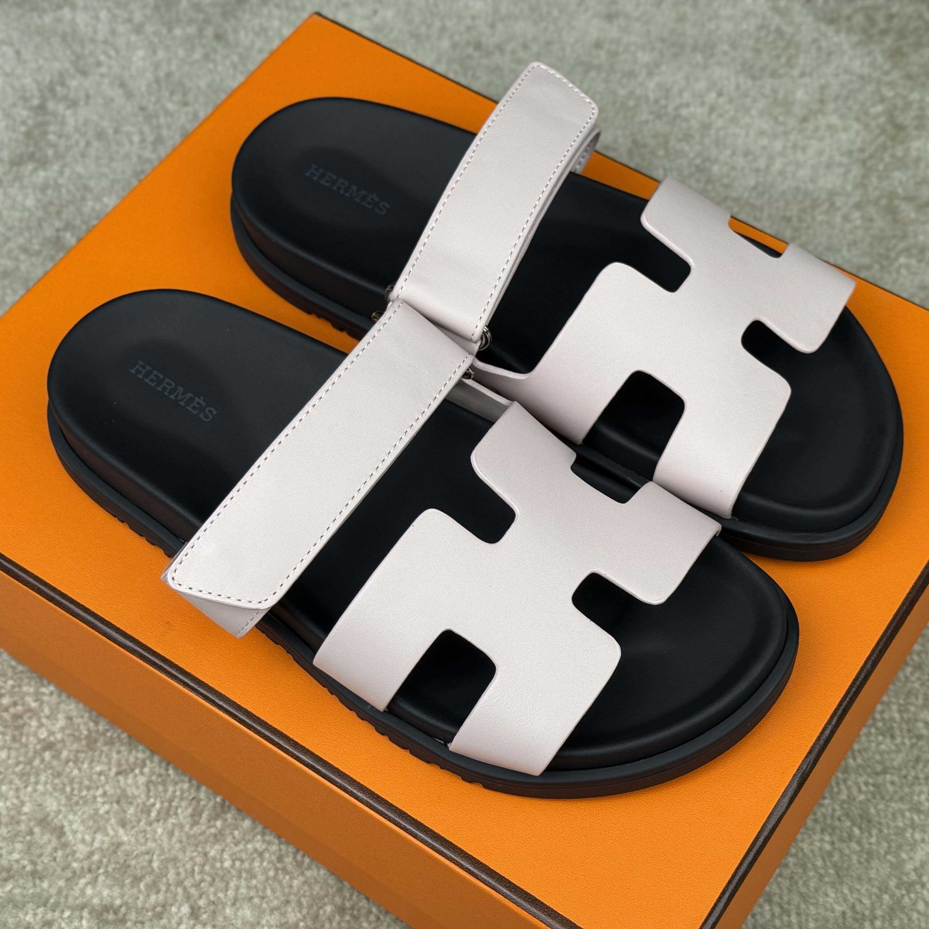 Hermes Chypre Sandal - DesignerGu