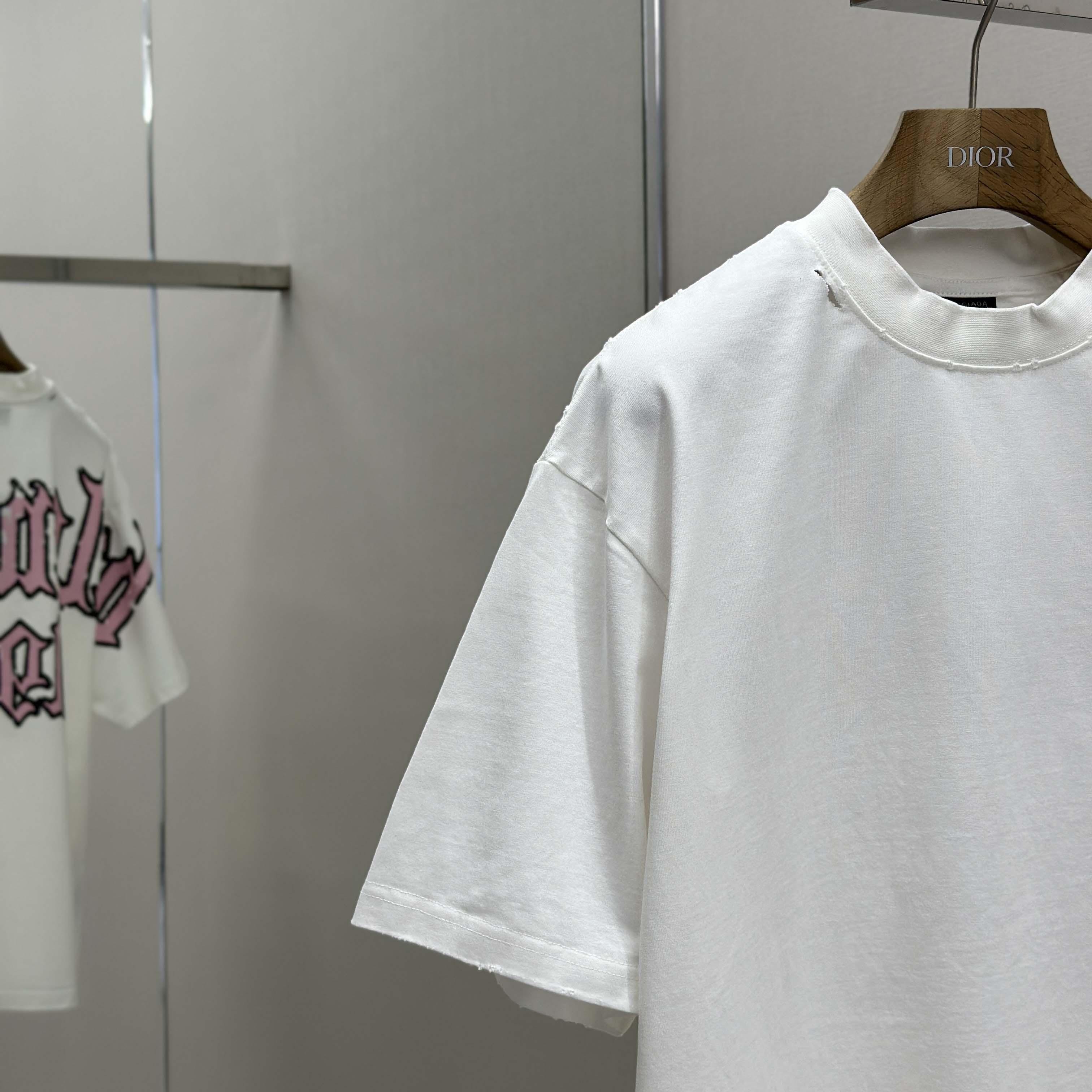 Balenciaga Blackletter Script Oversized T Shirt - DesignerGu
