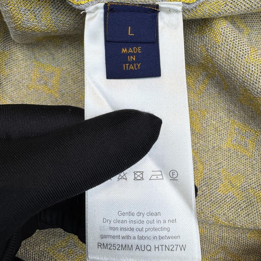 Louis Vuitton Monogram Short-Sleeved Crewneck   1AHVPD - DesignerGu