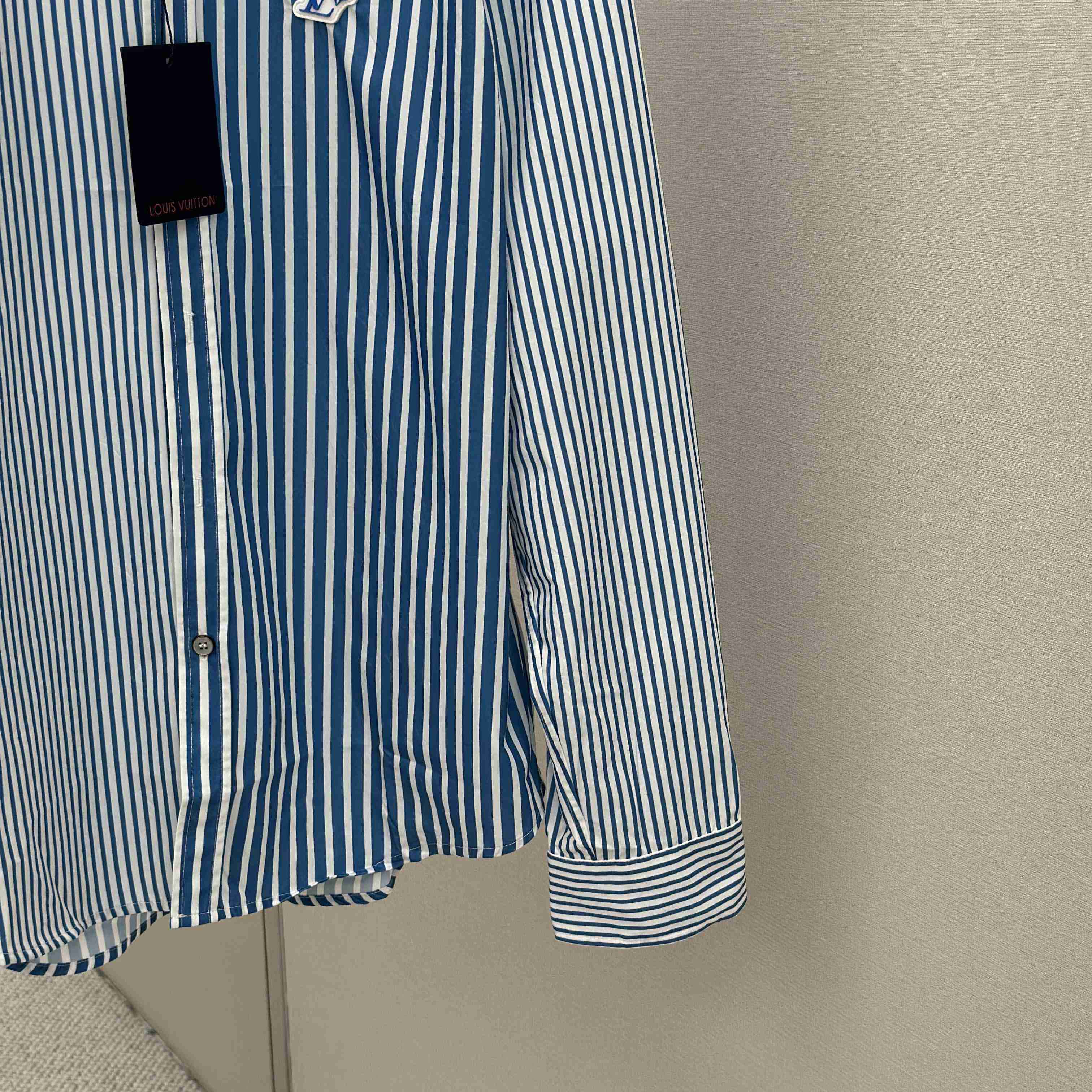 Louis Vuitton Monogram Patchwork Striped Shirt     1AHVWM - DesignerGu