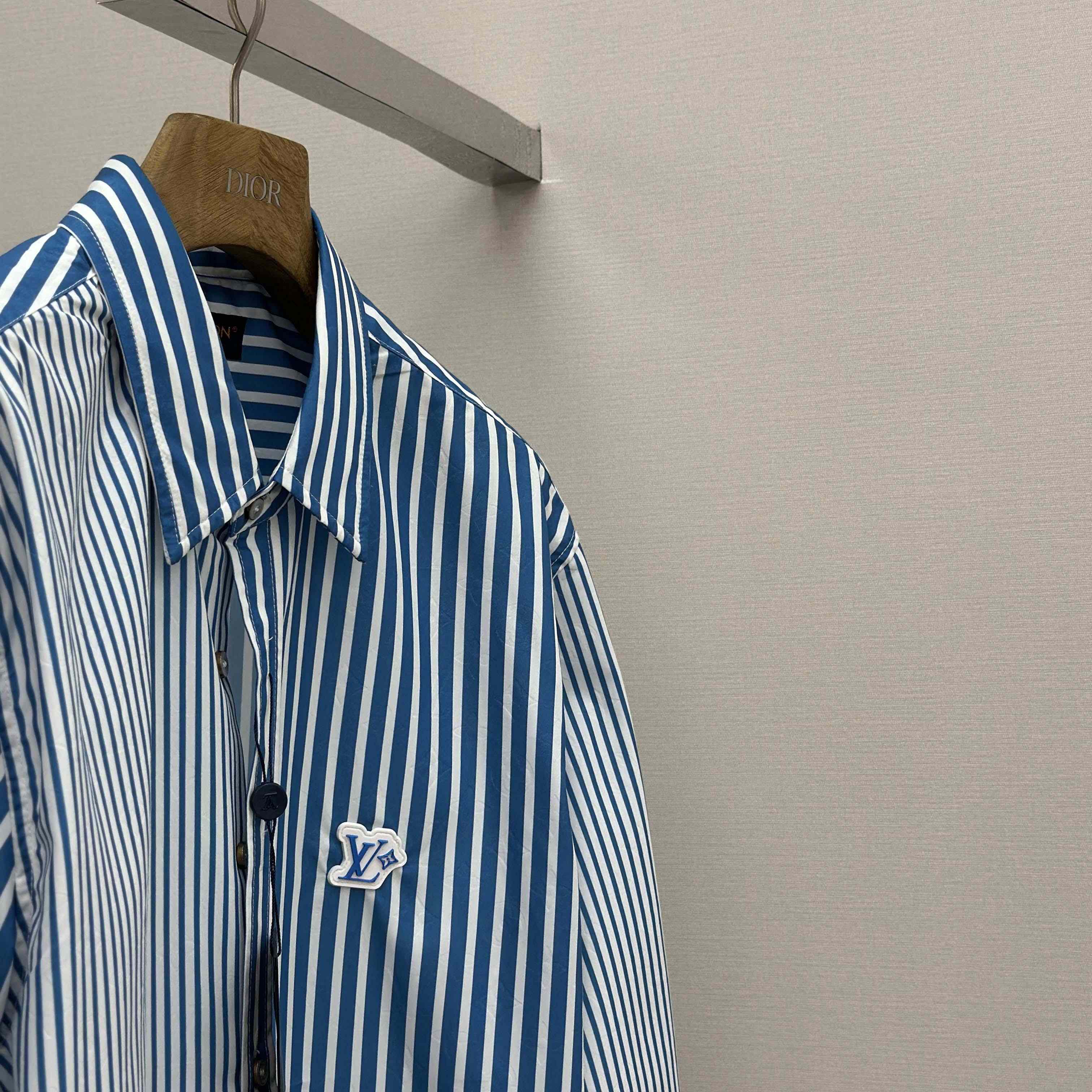 Louis Vuitton Monogram Patchwork Striped Shirt     1AHVWM - DesignerGu