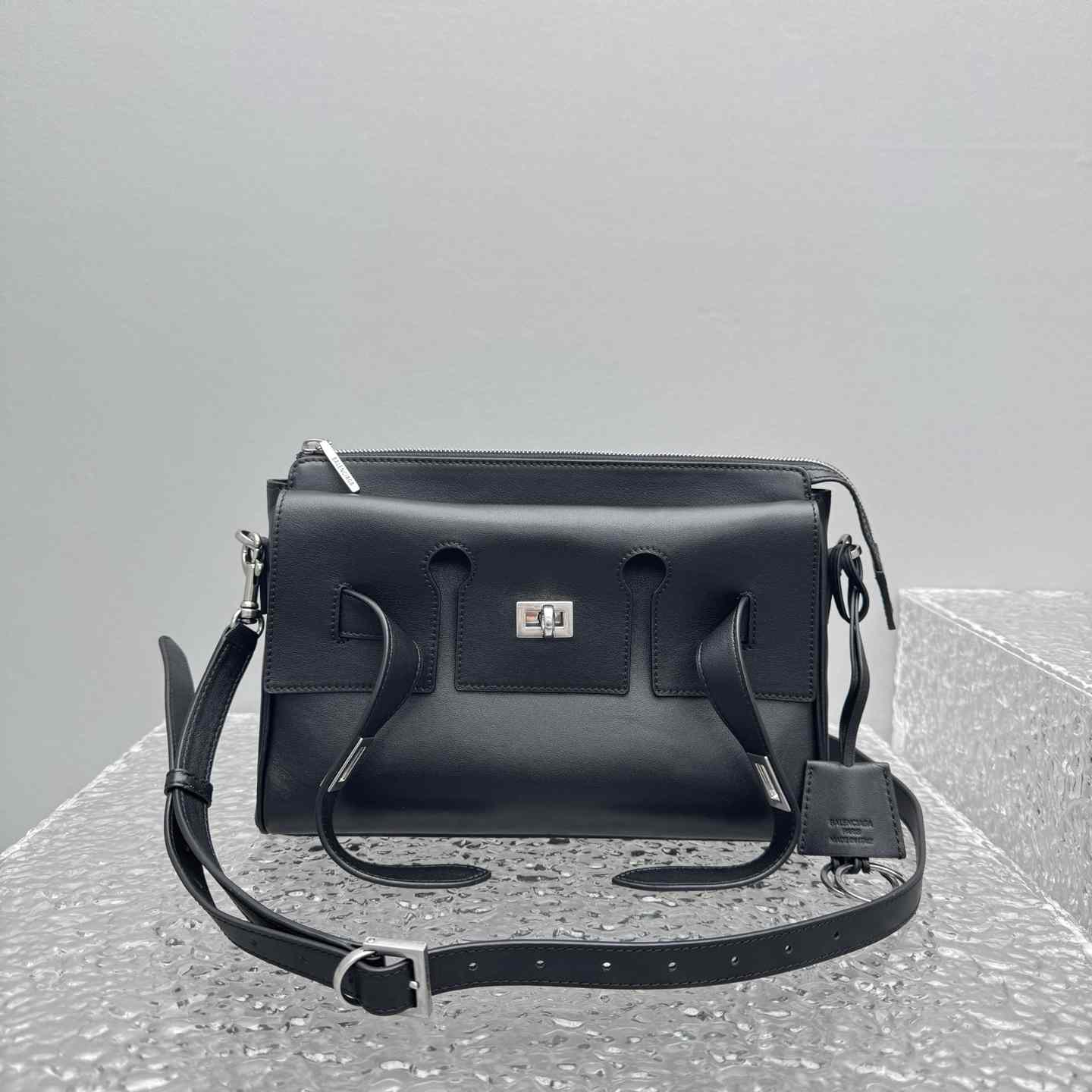 Balenciaga Bel Air Zipped Messenger Bag Small In Black - DesignerGu