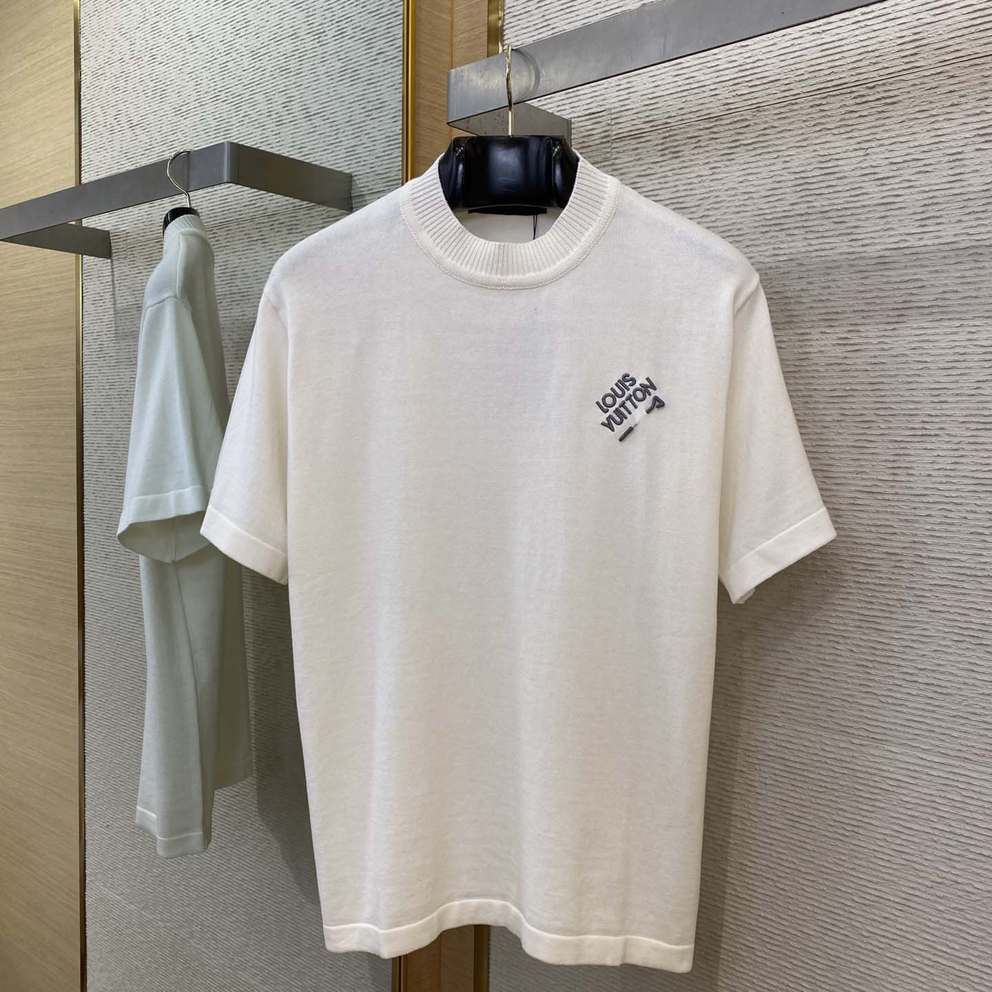 Louis Vuitton Signature Short-Sleeved T-Shirt  - DesignerGu