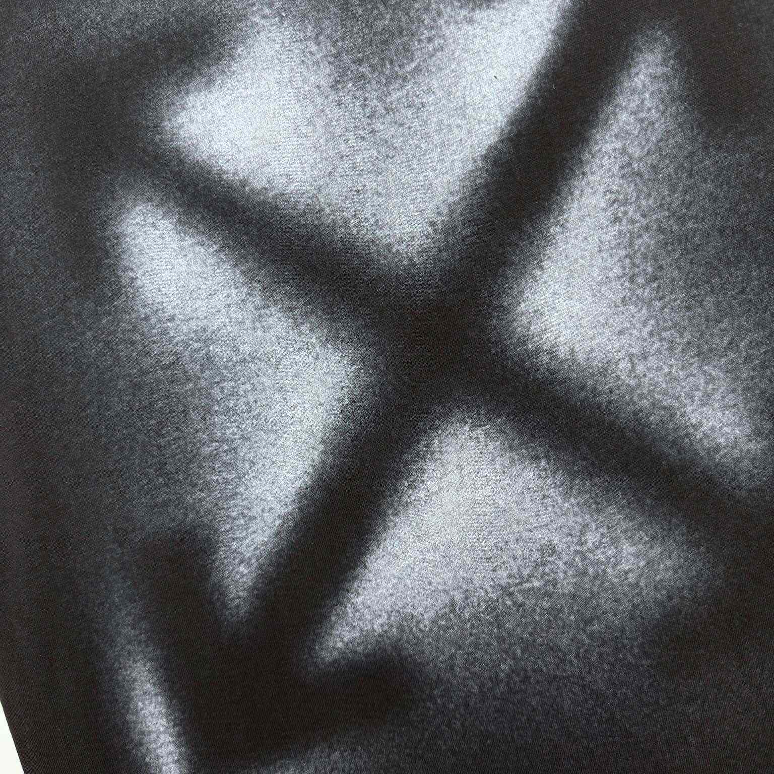 Off-White Spray Arrow T-Shirt - DesignerGu