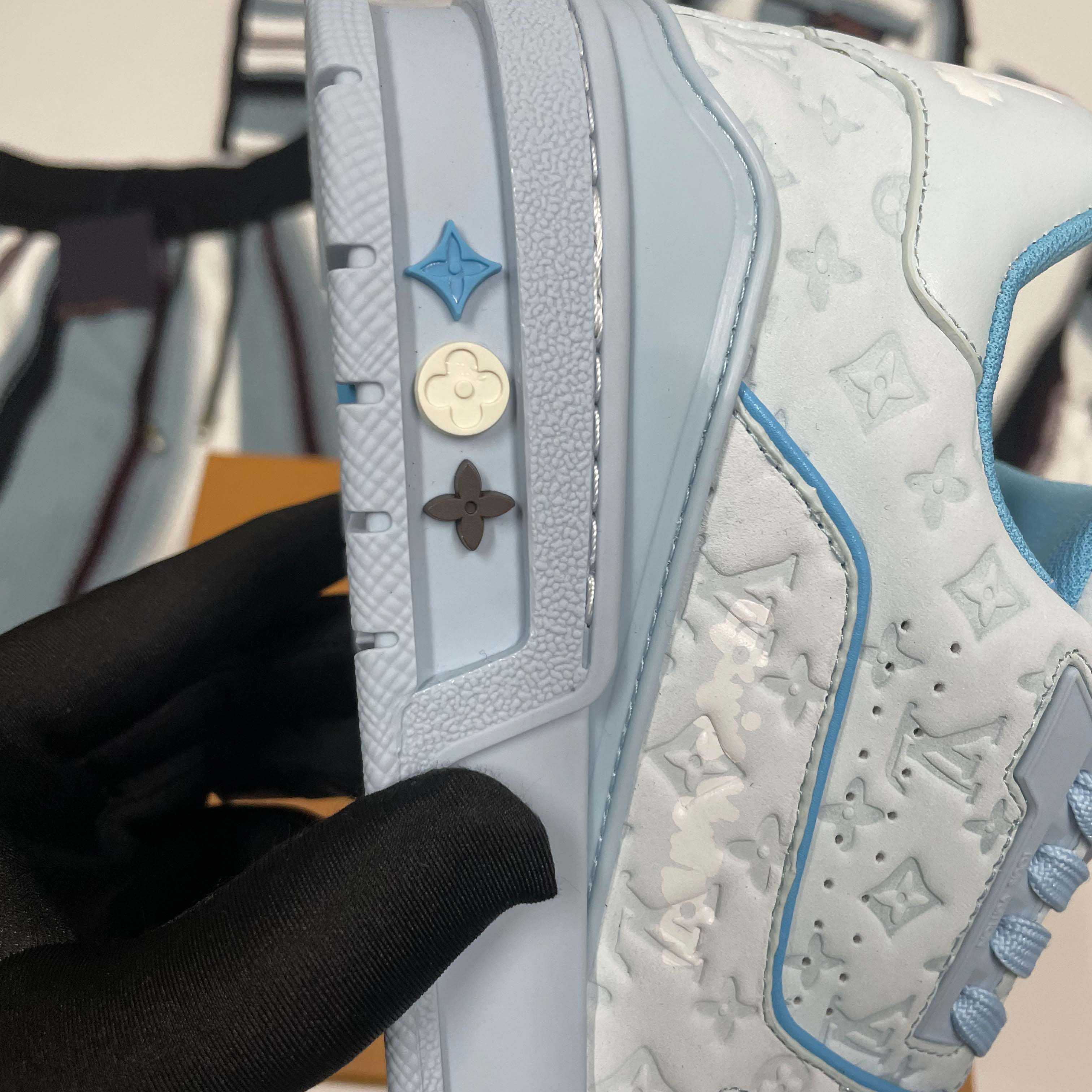 Louis Vuitton LV Trainer Sneaker      1ACXB1 - DesignerGu