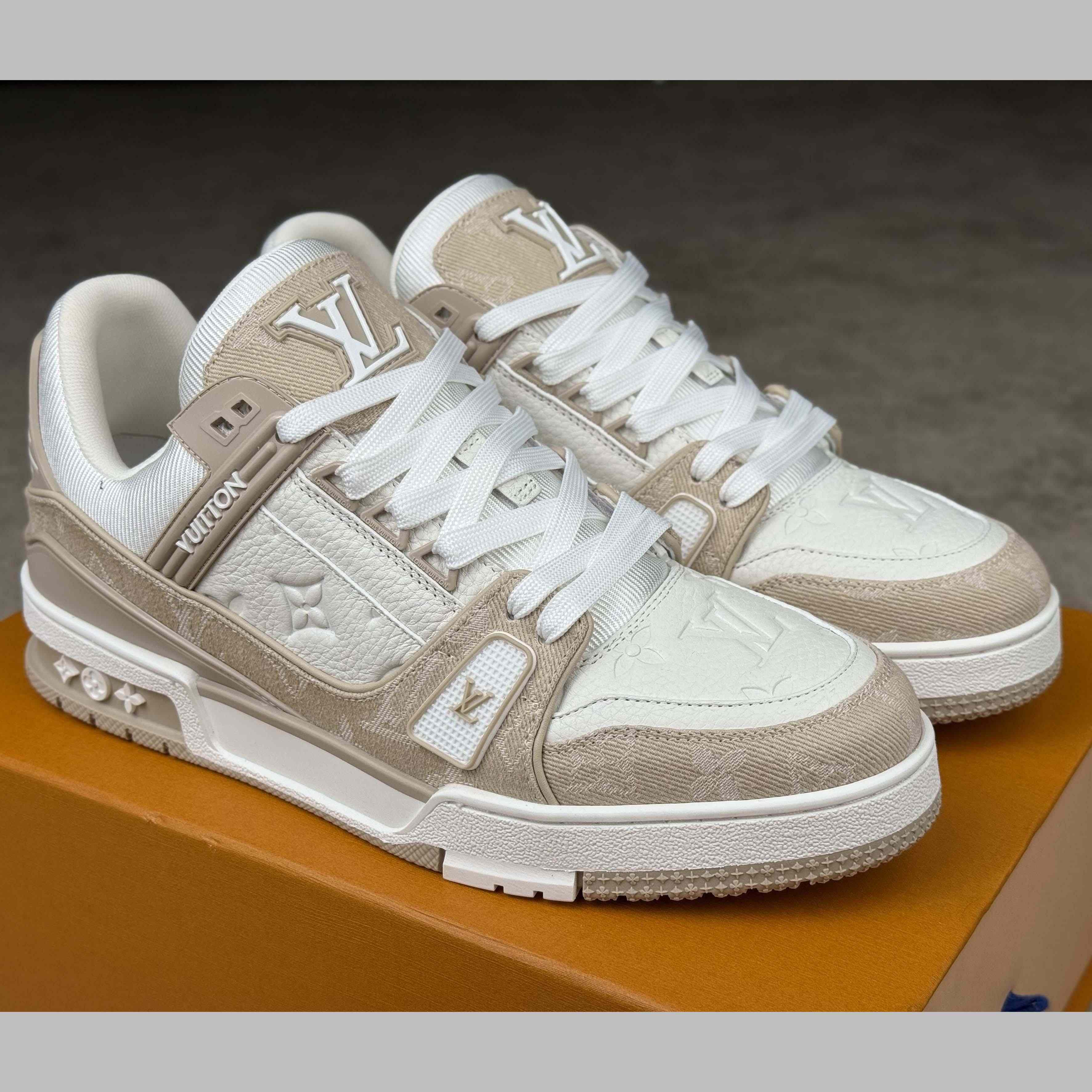 Louis Vuitton LV Trainer Sneaker   1AIKMG - DesignerGu