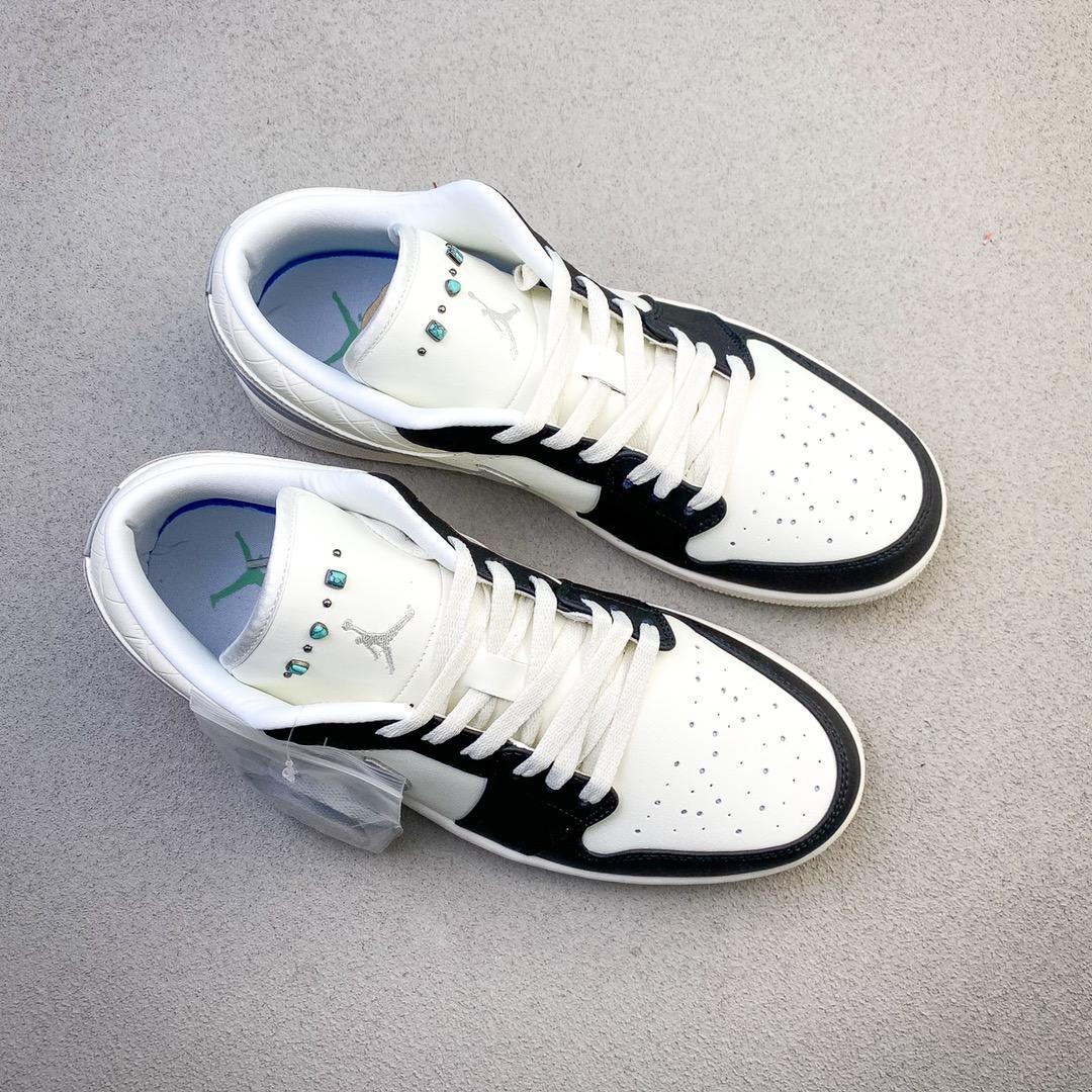 Jordan Air Jordan 1 Low   IO2242-101 - DesignerGu