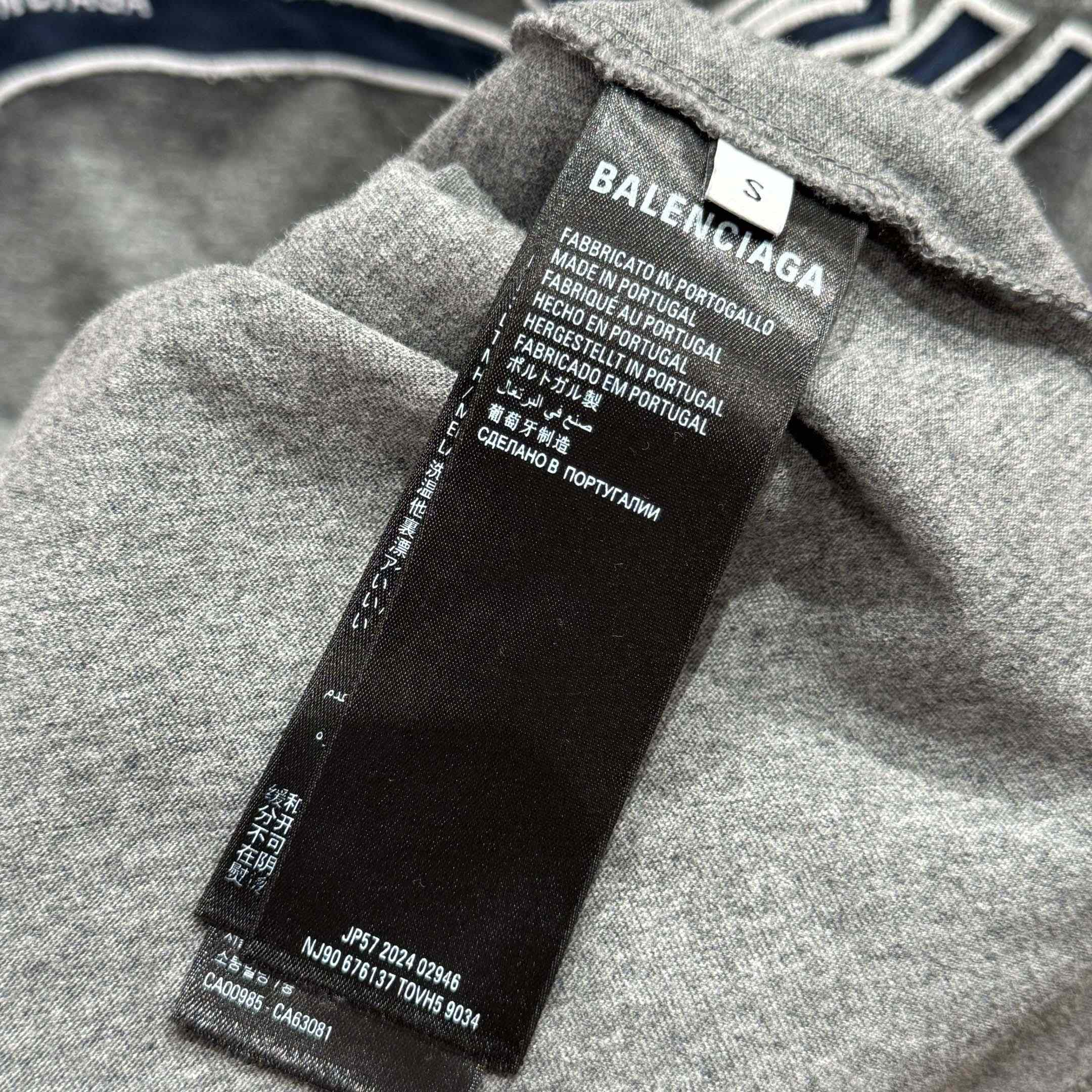 Balenciaga Luxury Script Oversized T-Shirt In Dark Heather Grey And Blue Dry Jersey - DesignerGu