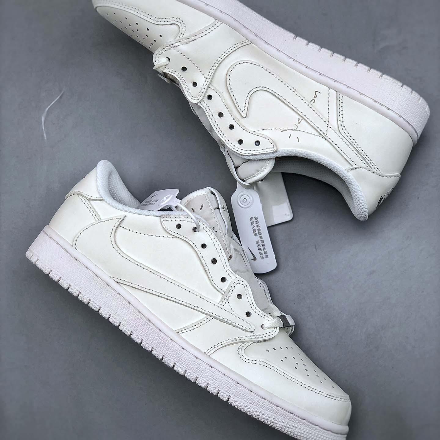 Travis Scott x Jordan Air Jordan 1 Low OG   TD1228-111  - DesignerGu