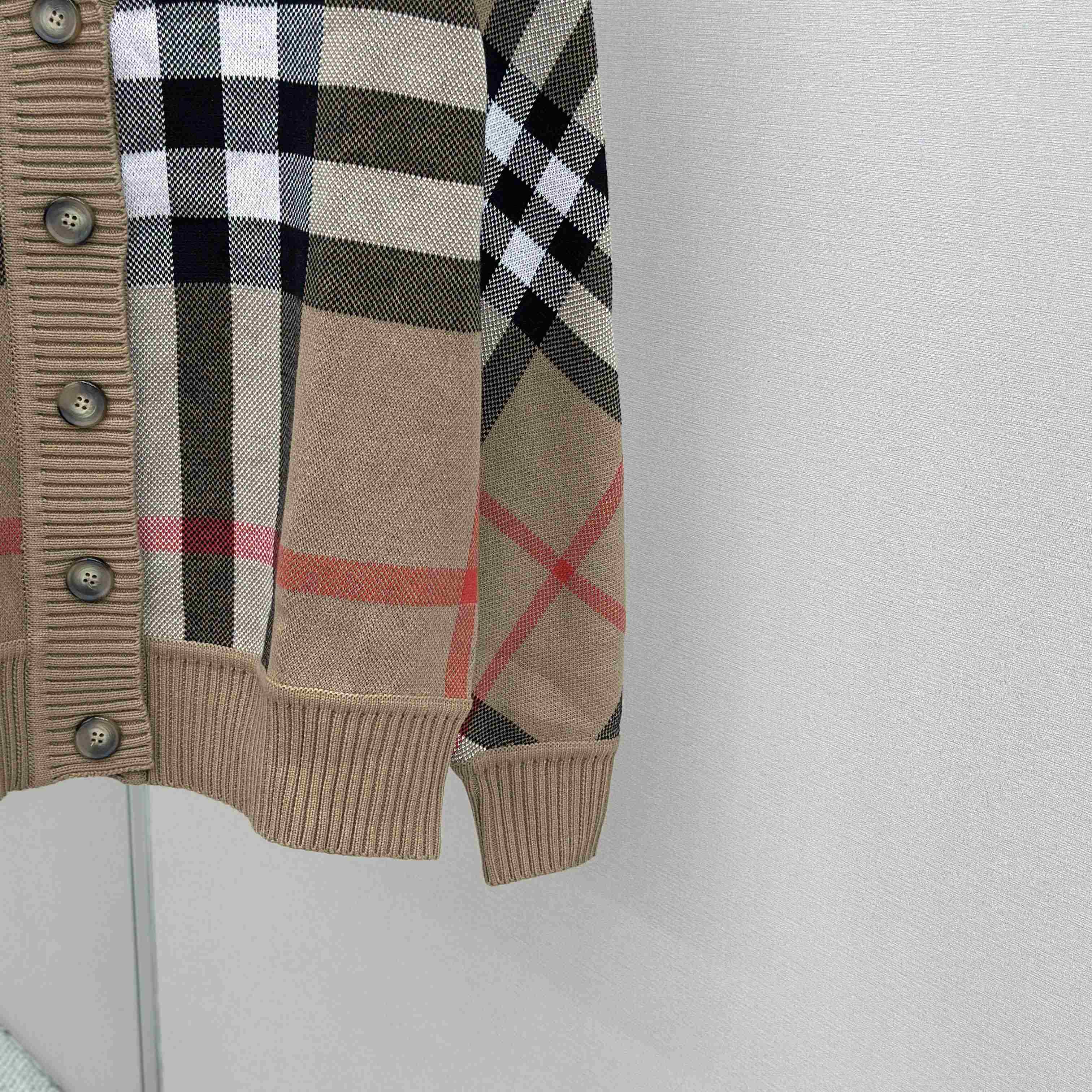 Burberry Check Wool Blend Cardigan - DesignerGu
