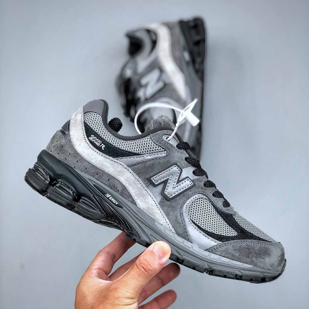 New Balance 2002R 'Castlerock Shadow Black'   M2002RCL  - DesignerGu