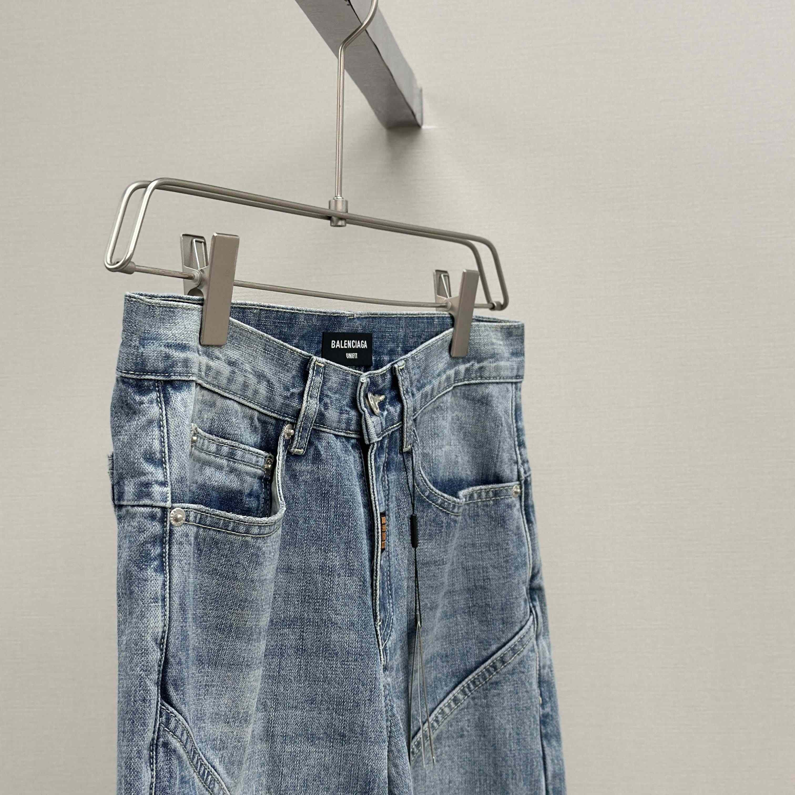 Balenciaga Fitted Low-waist Pants In Light Blue  - DesignerGu