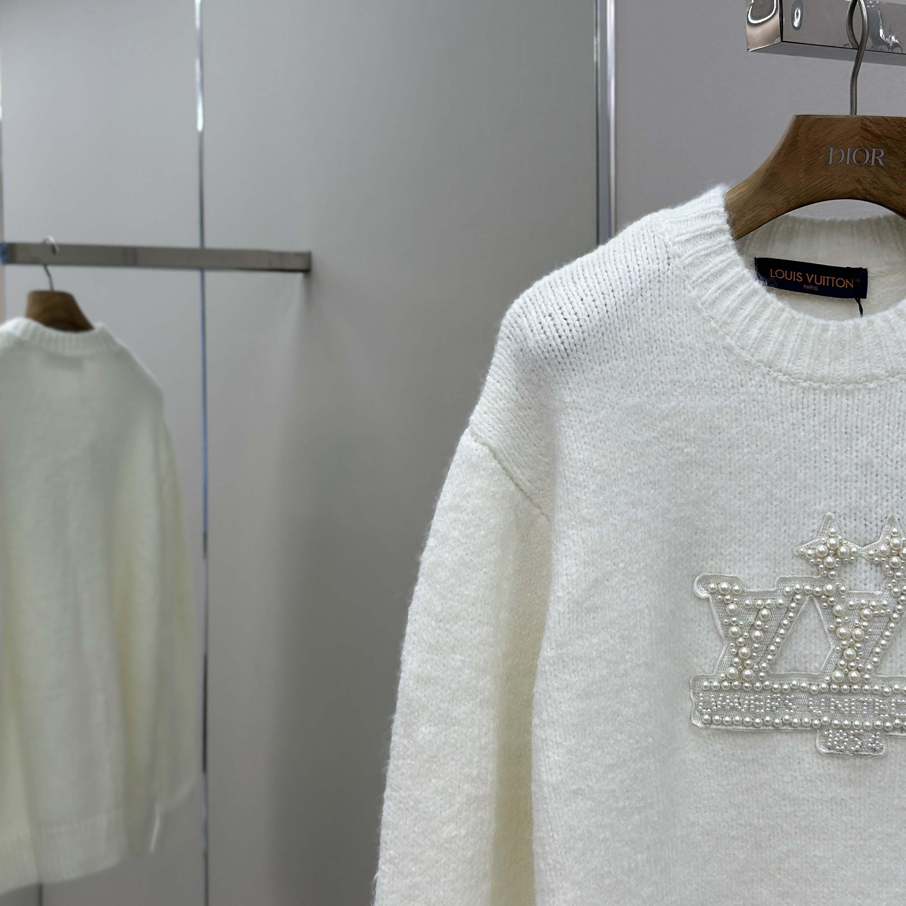 Louis Vuitton Embellished Silk Pullover - DesignerGu