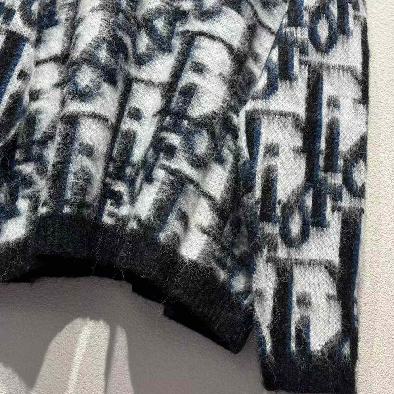 Dior Blue Printed Long Sleeve Knitwear - DesignerGu