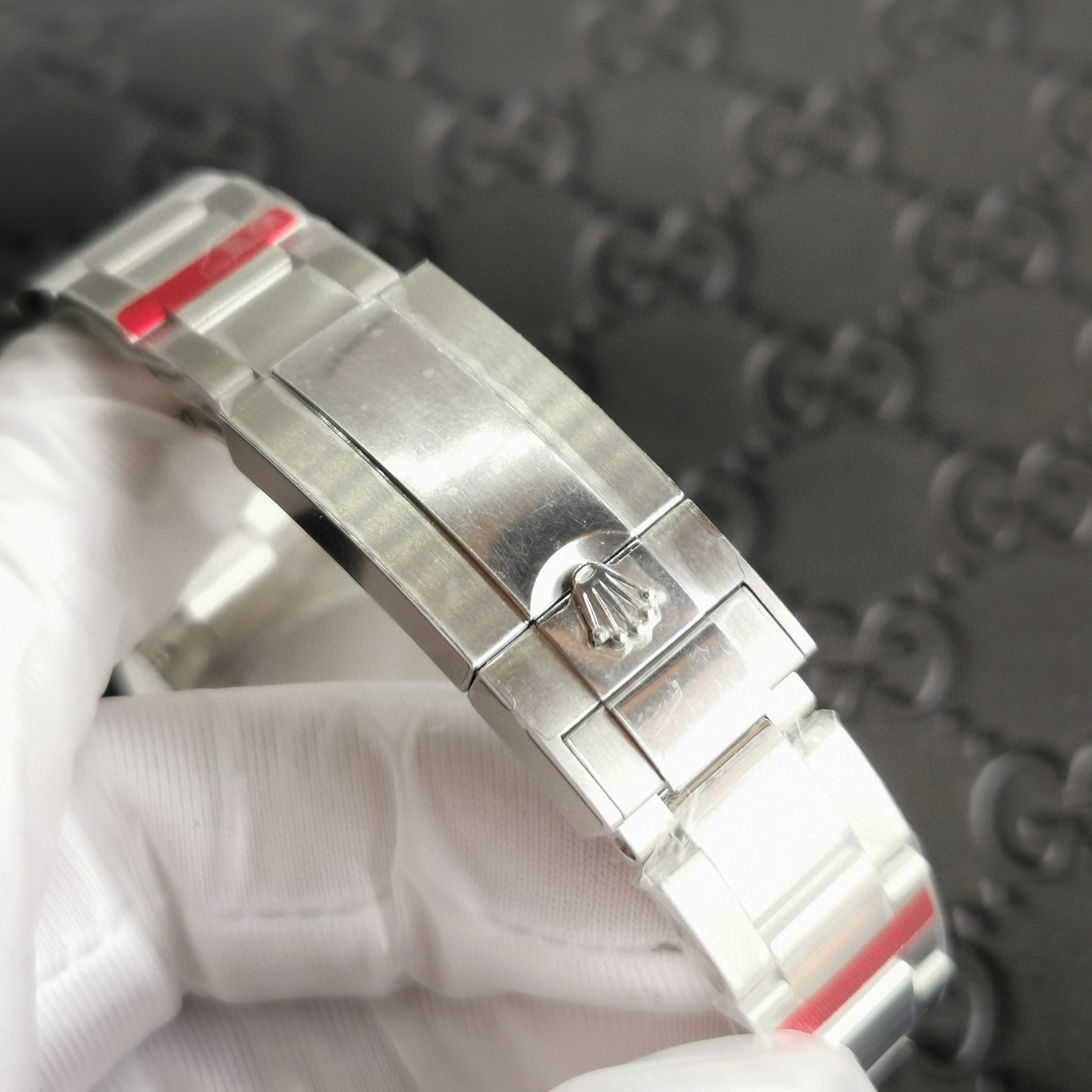 Rolex Cosmograph Daytona Stainless Steel Black Dial Watch 116500 - DesignerGu