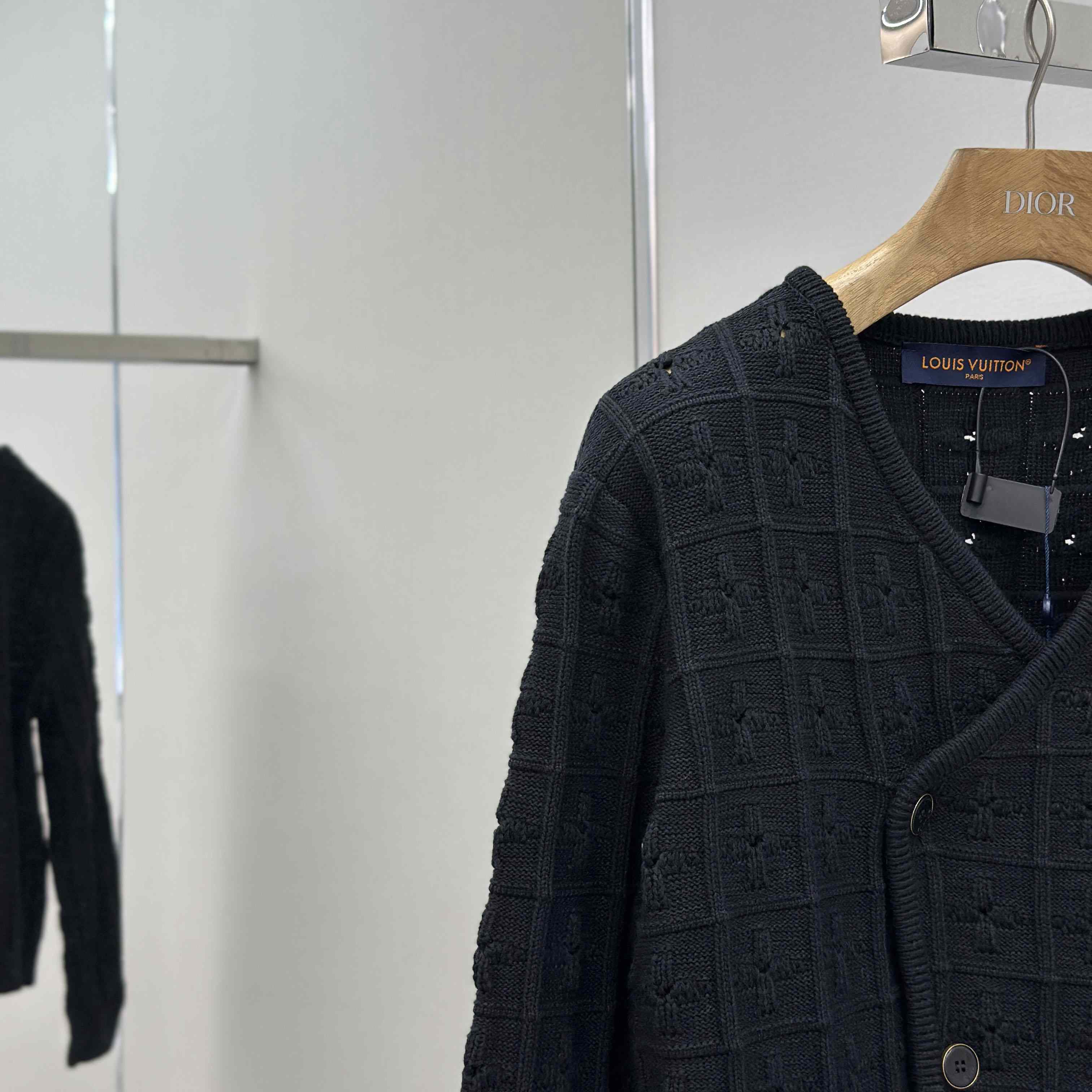 Louis Vuitton Double-Breasted Knit Jacket   1AHVNM - DesignerGu