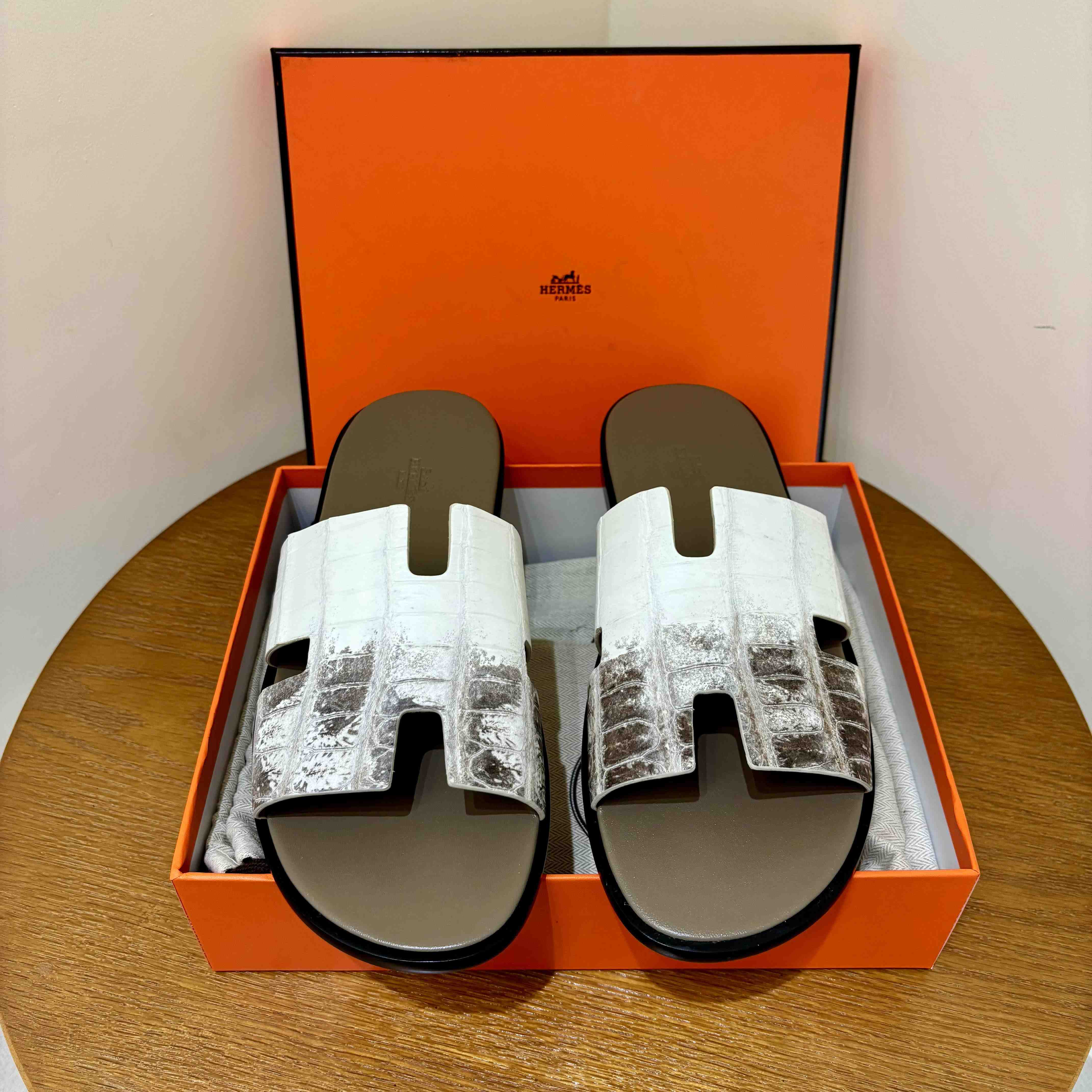 Hermes Izmir Sandal - DesignerGu