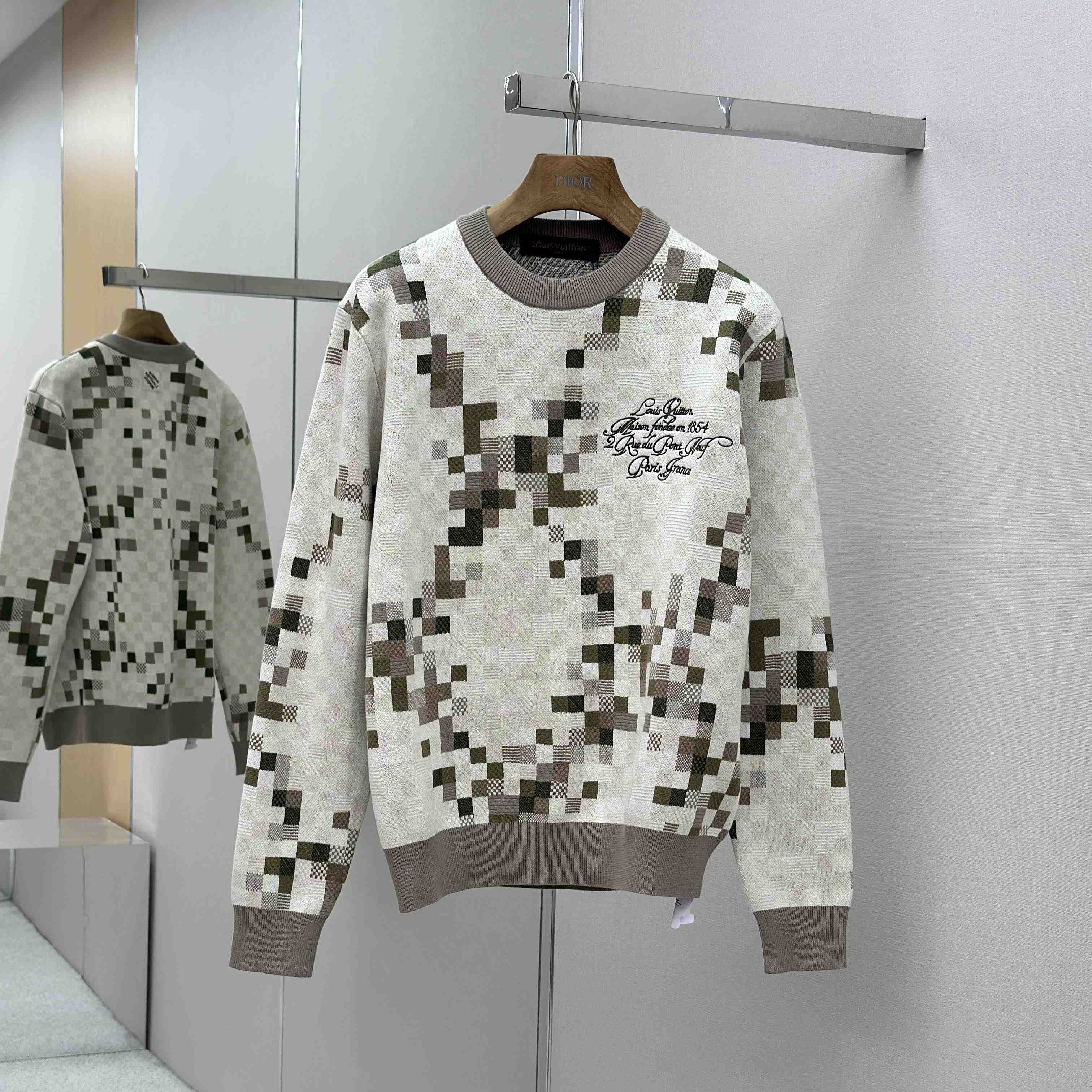 Louis Vuitton Graphic Crewneck   - DesignerGu