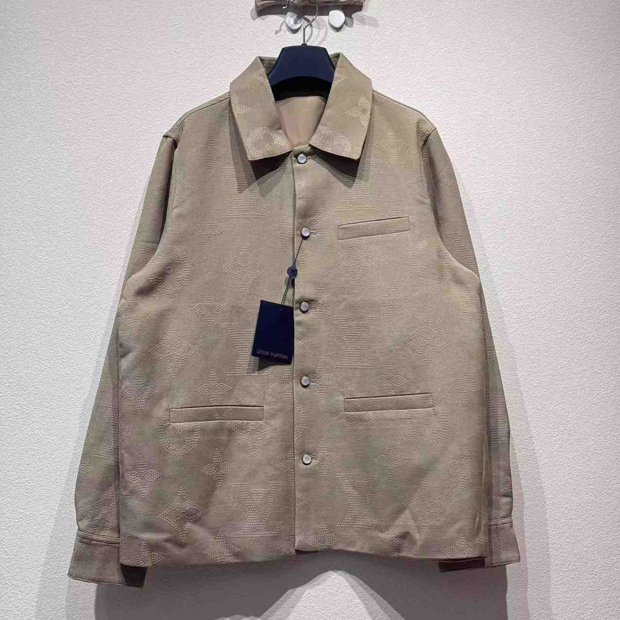 Louis Vuitton Monogram Embroidered Chic Overshirt   1AHBI3 - DesignerGu