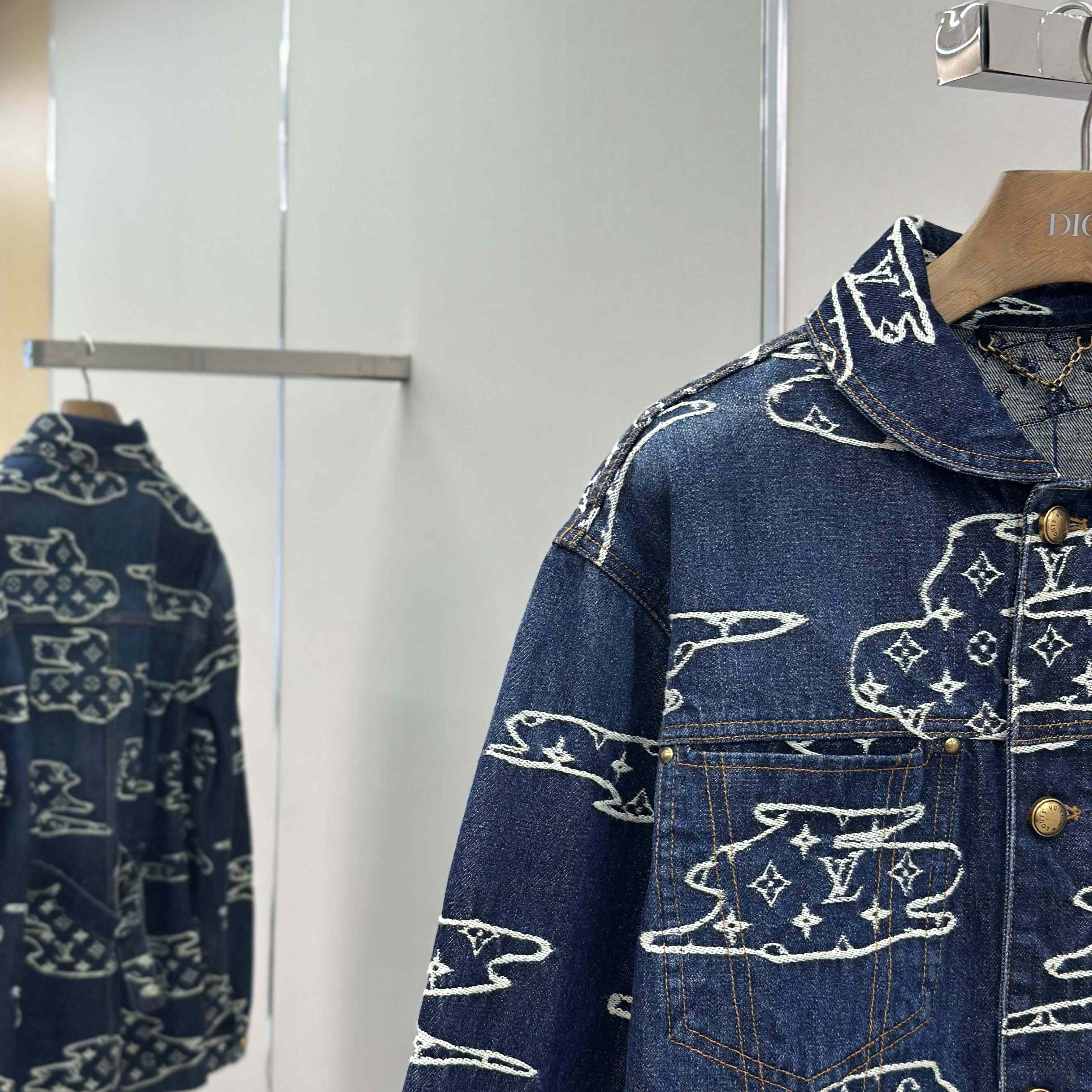 Louis Vuitton Monogram Denim Workwear Blouson   1AILN5 - DesignerGu