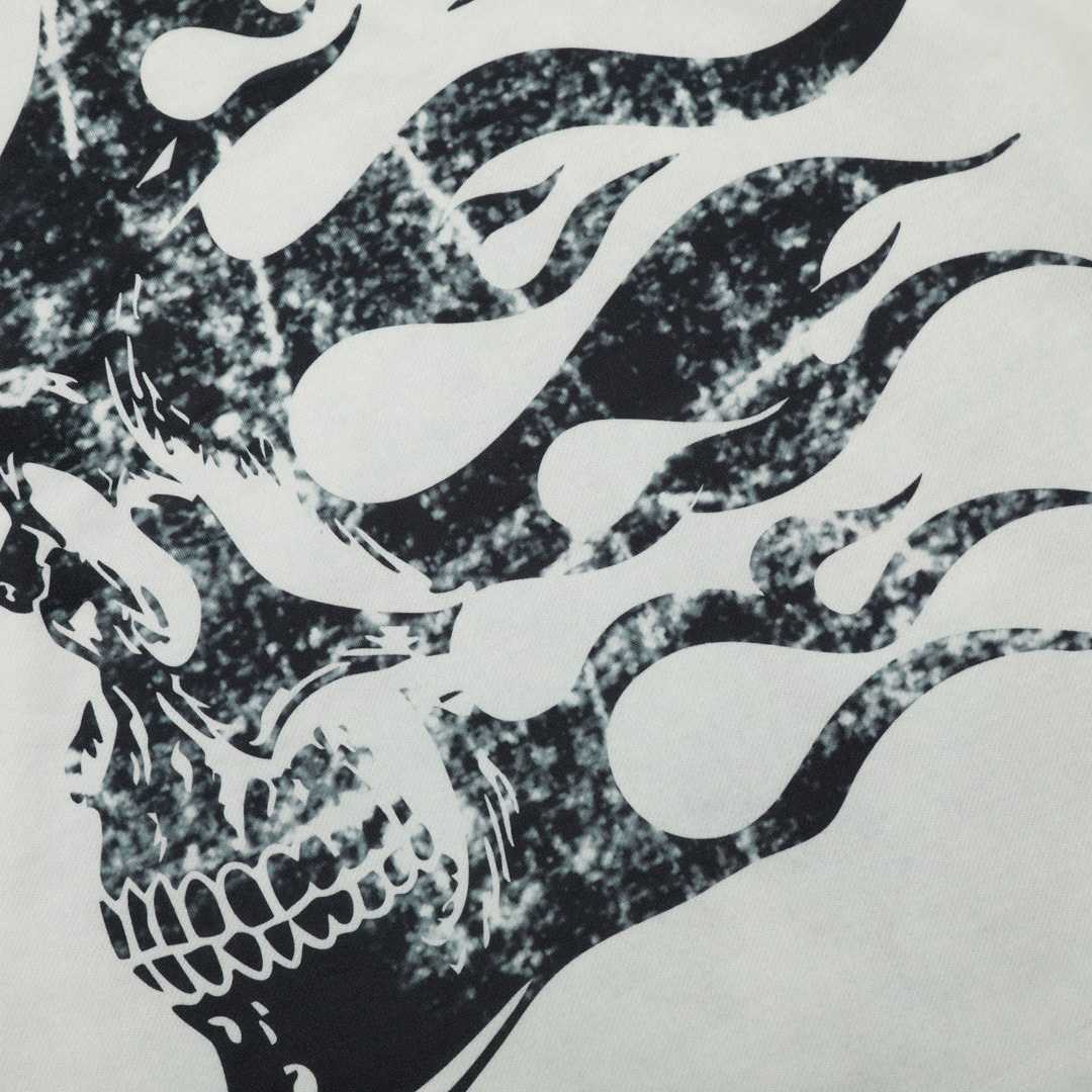 Hellstar Longsleeve Tee - DesignerGu