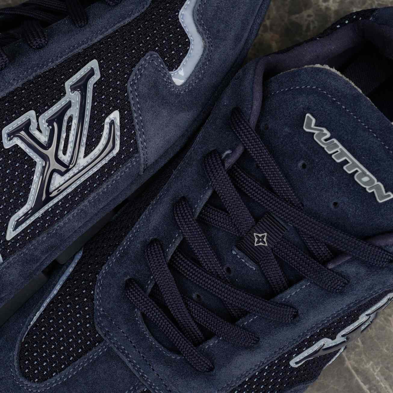 Louis Vuitton LV Rally Sneaker   1AHU69 - DesignerGu