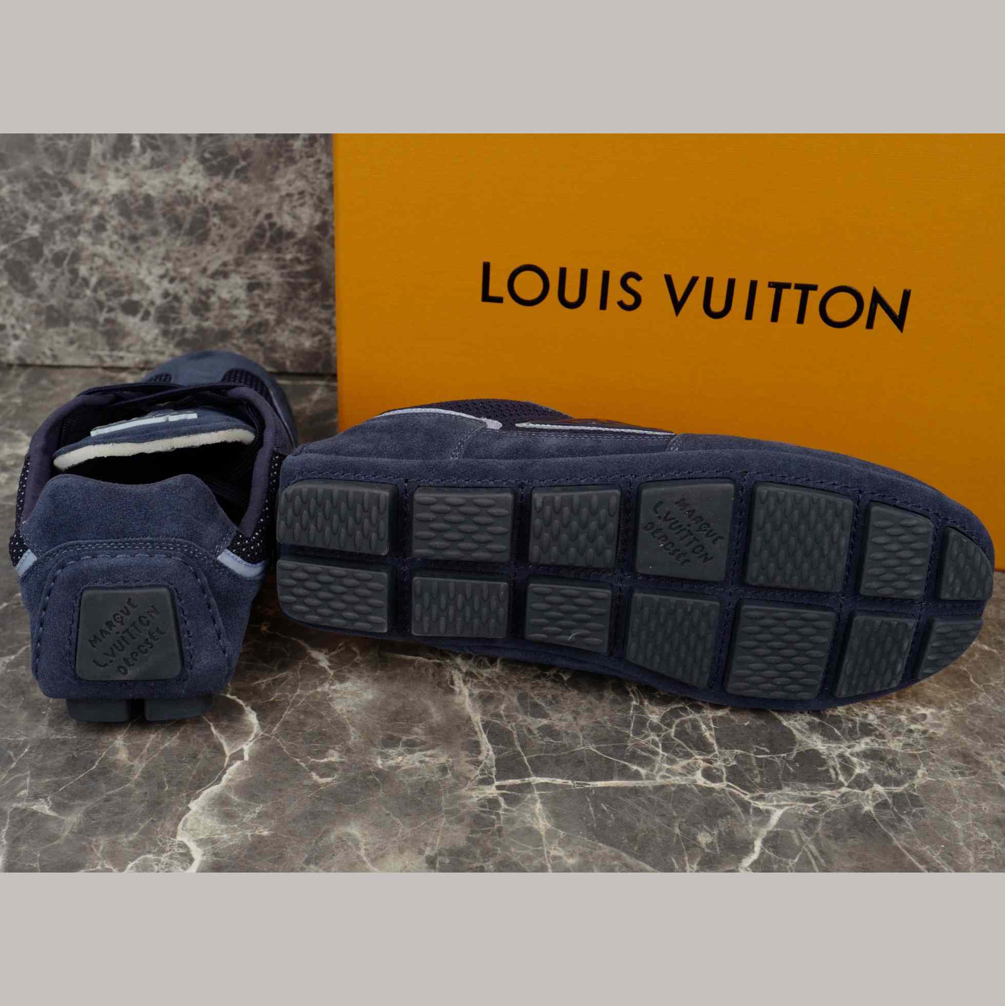 Louis Vuitton LV Rally Sneaker   1AHU69 - DesignerGu