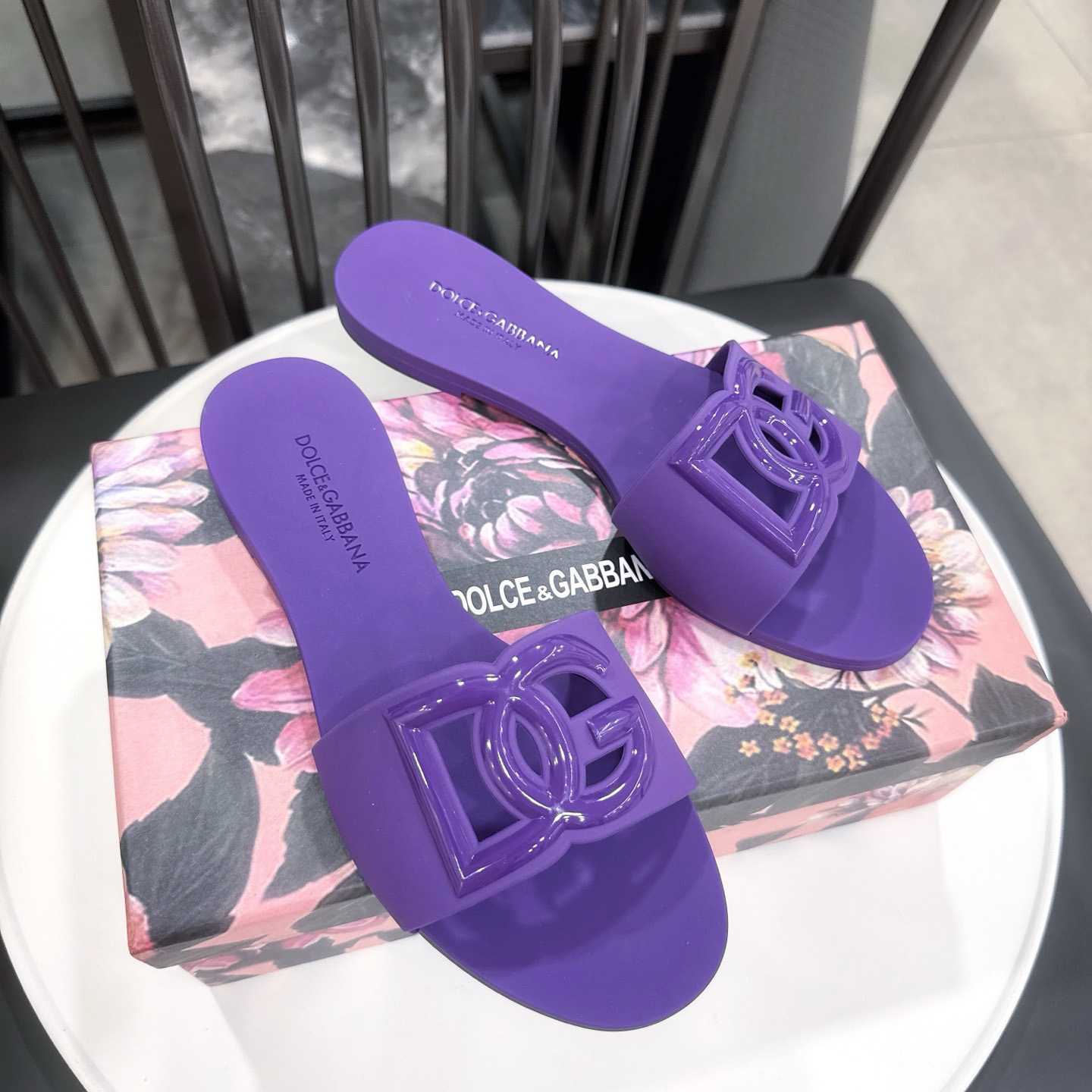 Dolce & Gabbana DG-logo Sandals - DesignerGu