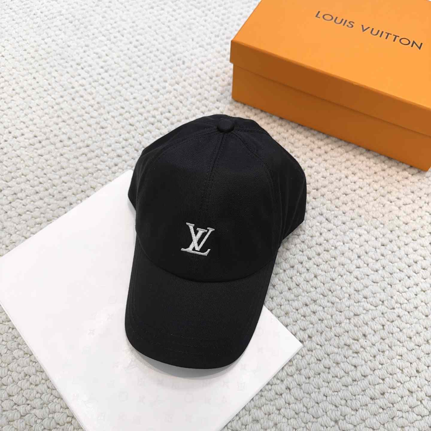 Louis Vuitton Cap - DesignerGu