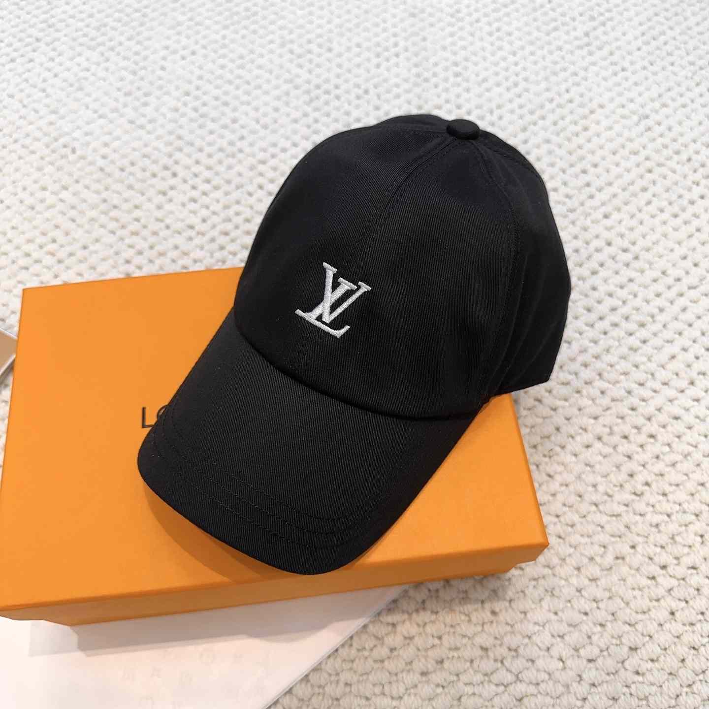 Louis Vuitton Cap - DesignerGu