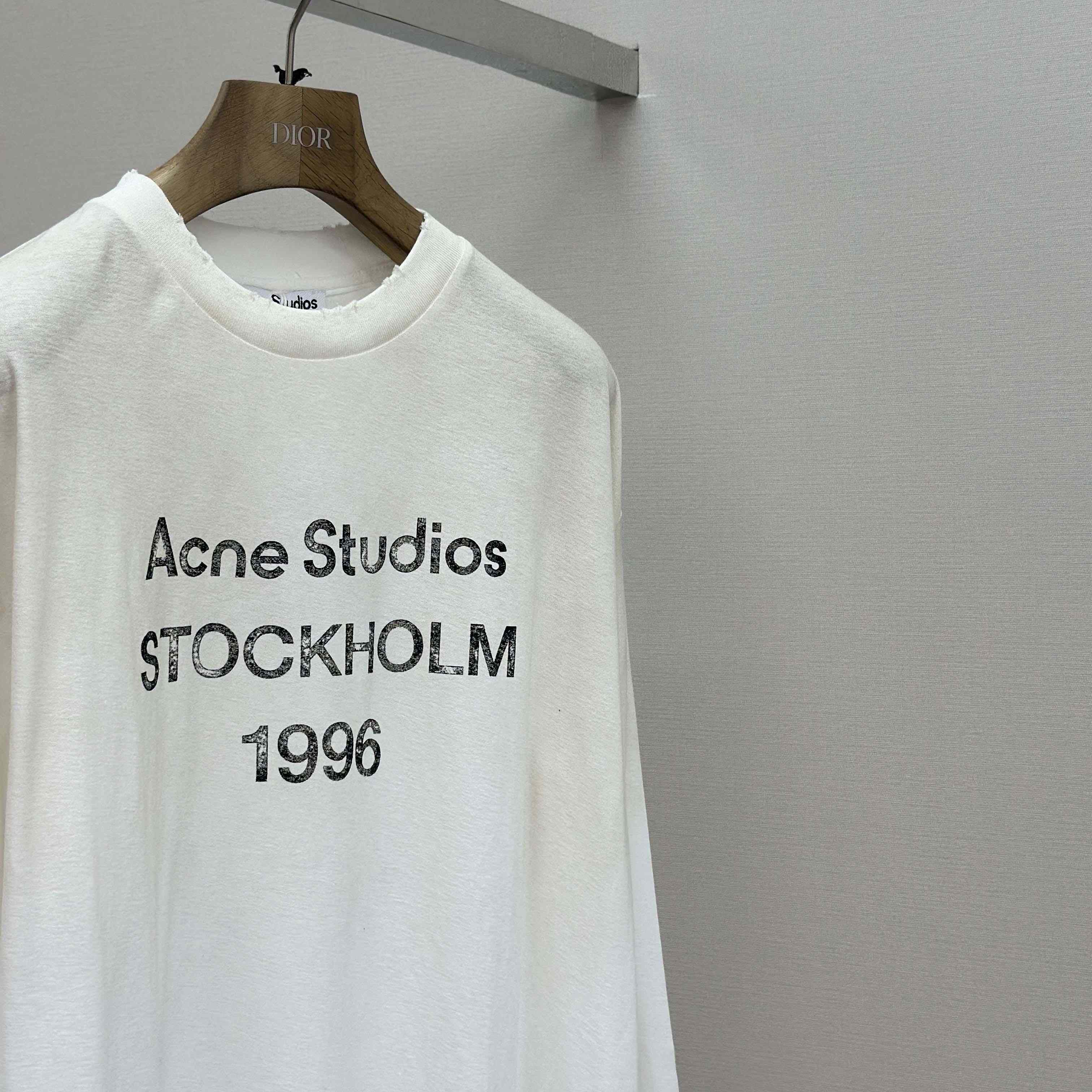 Acne Studios Logo T-shirt - Relaxed Fit - DesignerGu