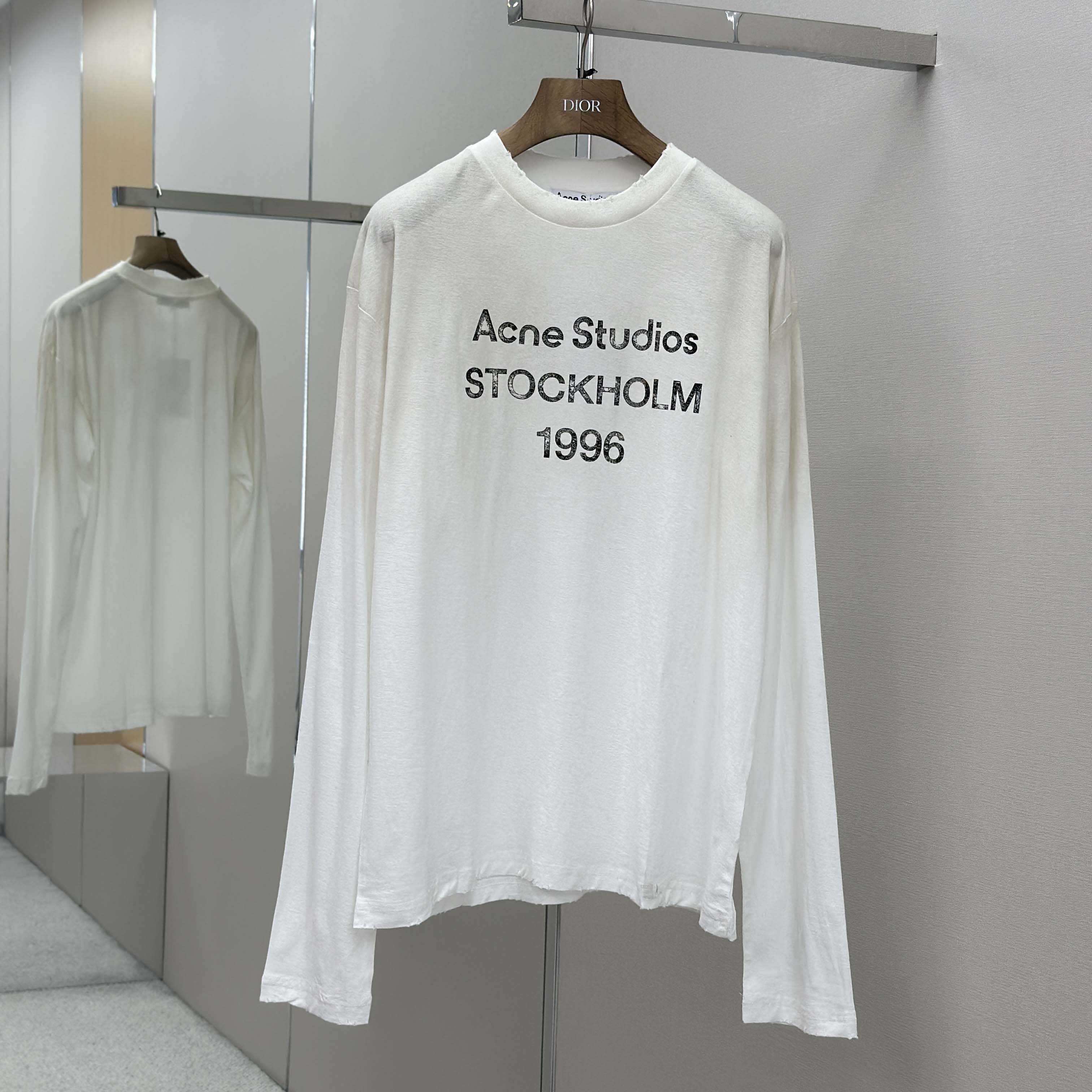 Acne Studios Logo T-shirt - Relaxed Fit - DesignerGu