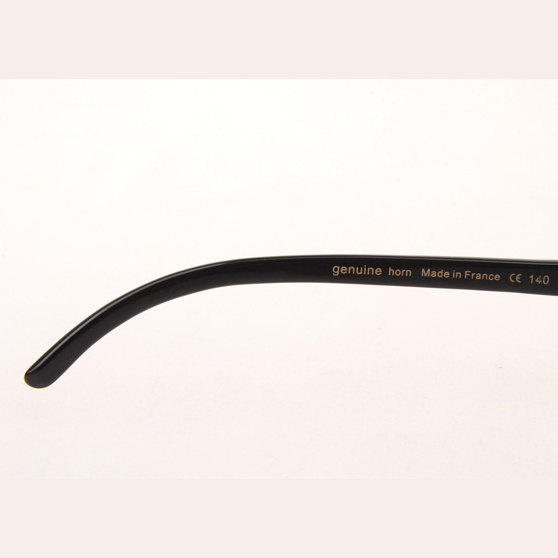 Cartier CT_3524012 Diamond Black Buffalo Eyeglasses In Gold - DesignerGu