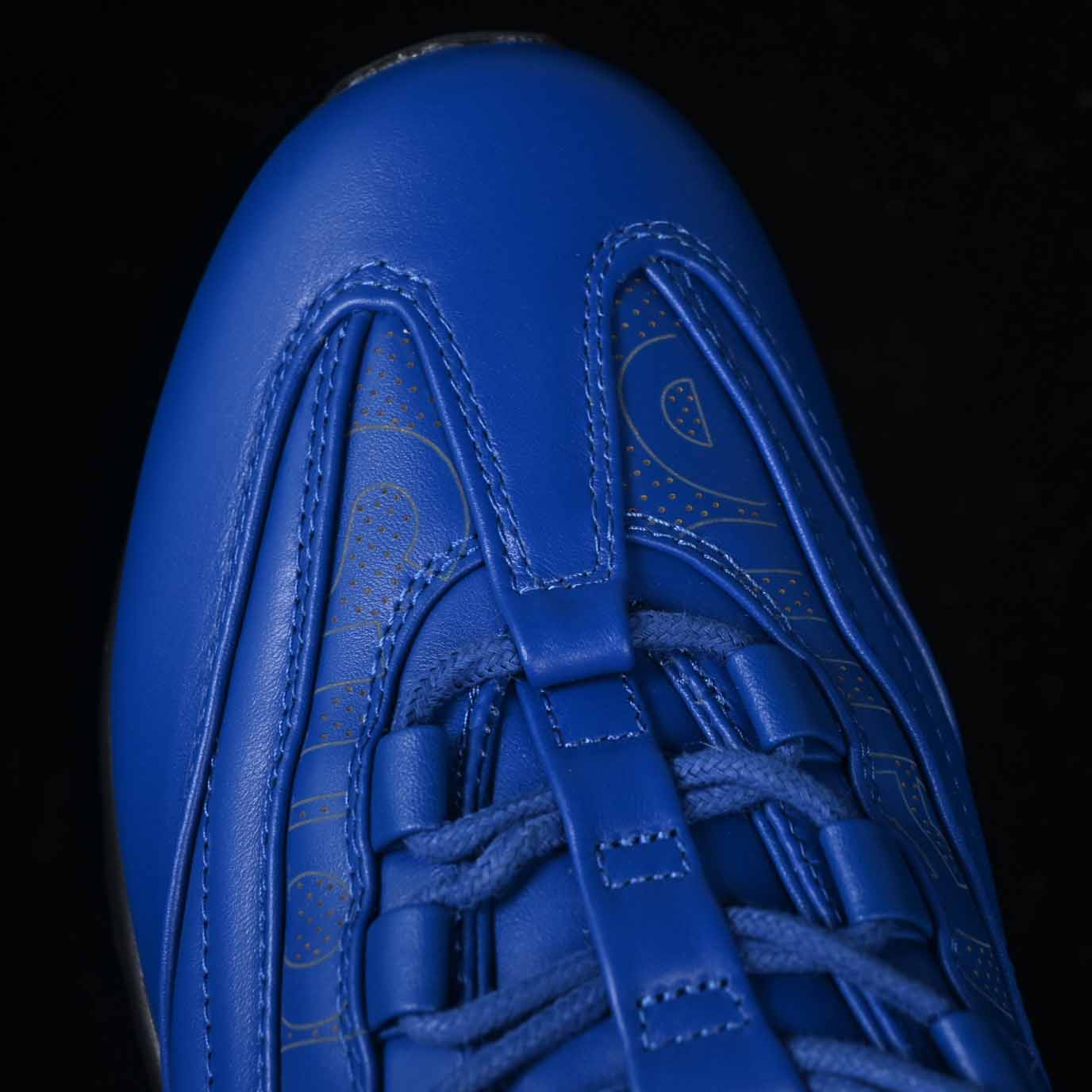 Supreme x Nike Air Max 95 Lux    CI0999-400 - DesignerGu