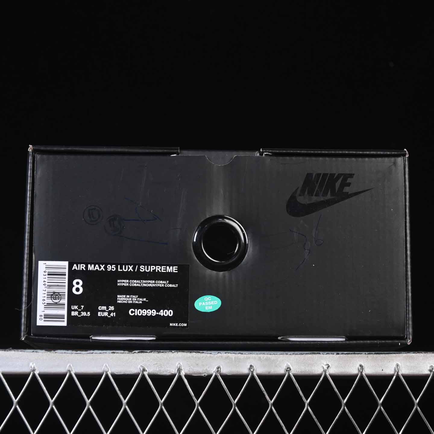 Supreme x Nike Air Max 95 Lux    CI0999-400 - DesignerGu